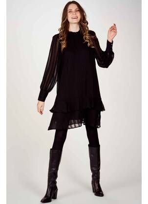 Pusilgių suknelė juodas VERO MODA moteris