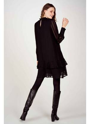Pusilgių suknelė juodas VERO MODA moteris