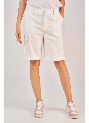 Bermudas baltas NA-KD moteris