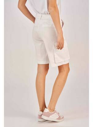 Bermudas baltas NA-KD moteris