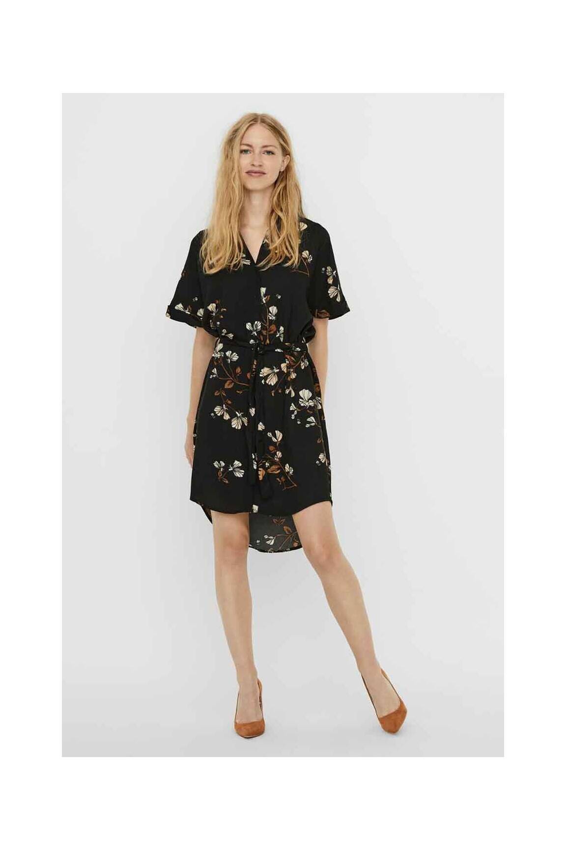 Pusilgių suknelė juodas VERO MODA moteris