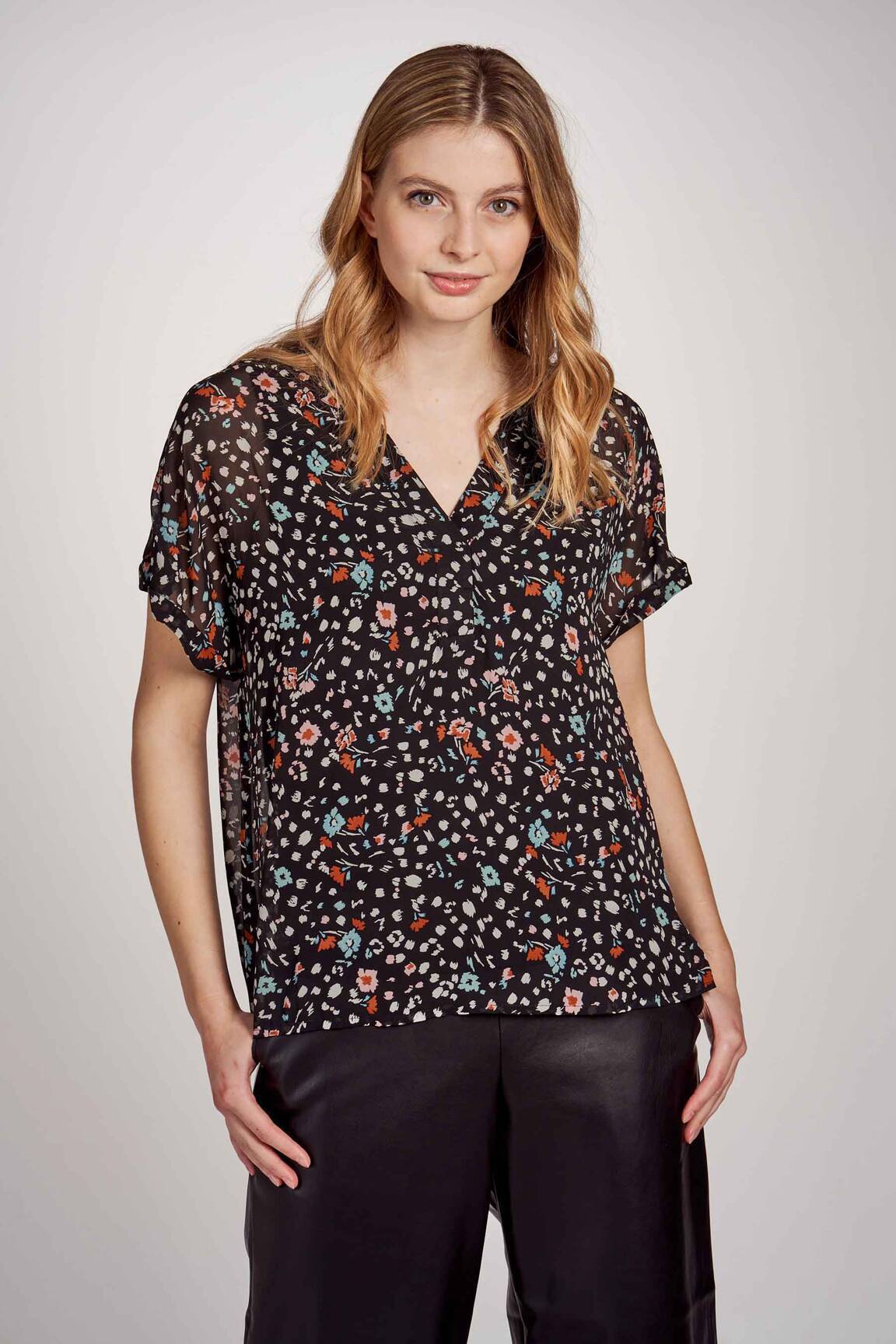 Bluzonai juodas VERO MODA moteris