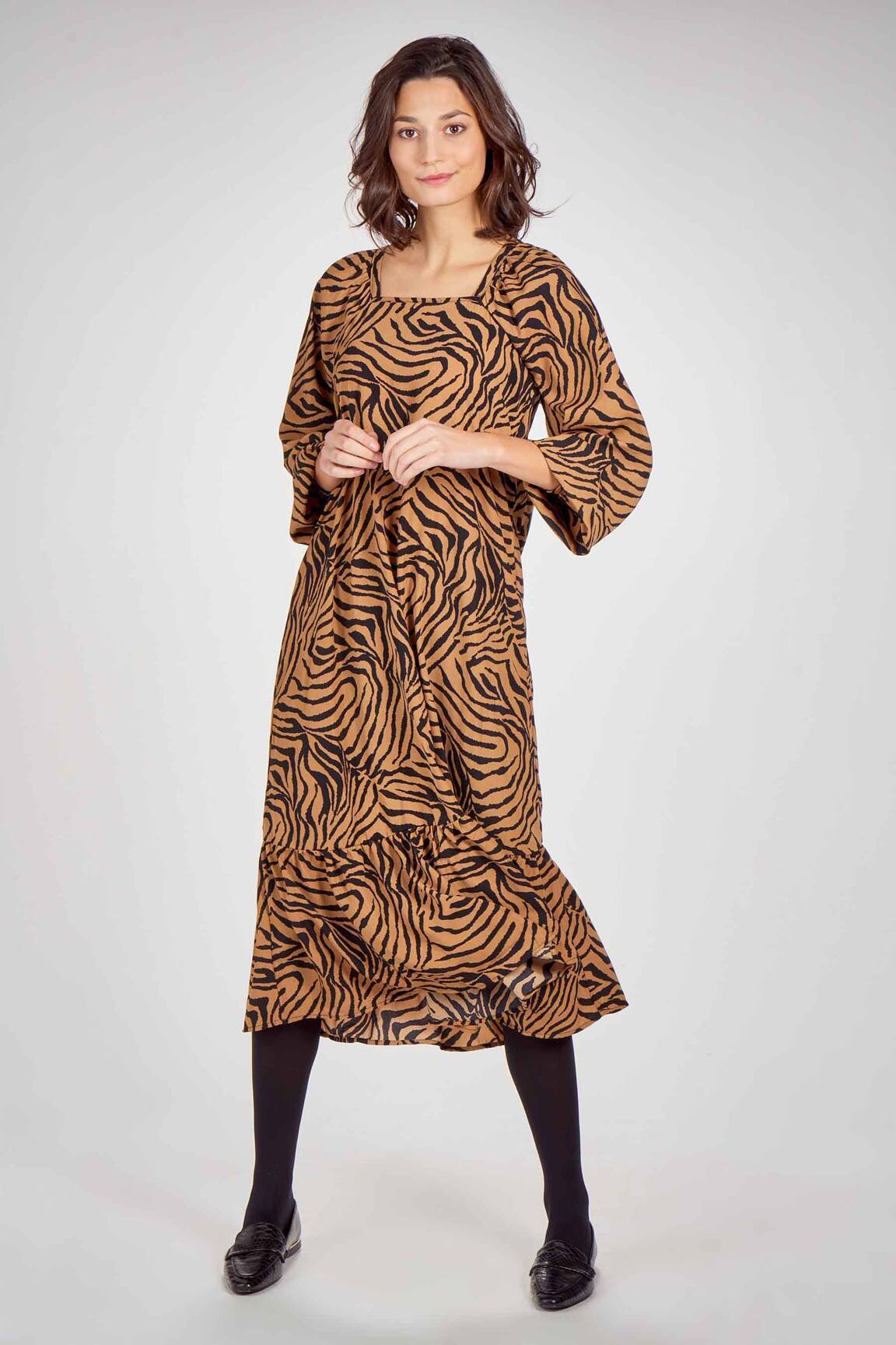 Pusilgių suknelė rudas VERO MODA moteris