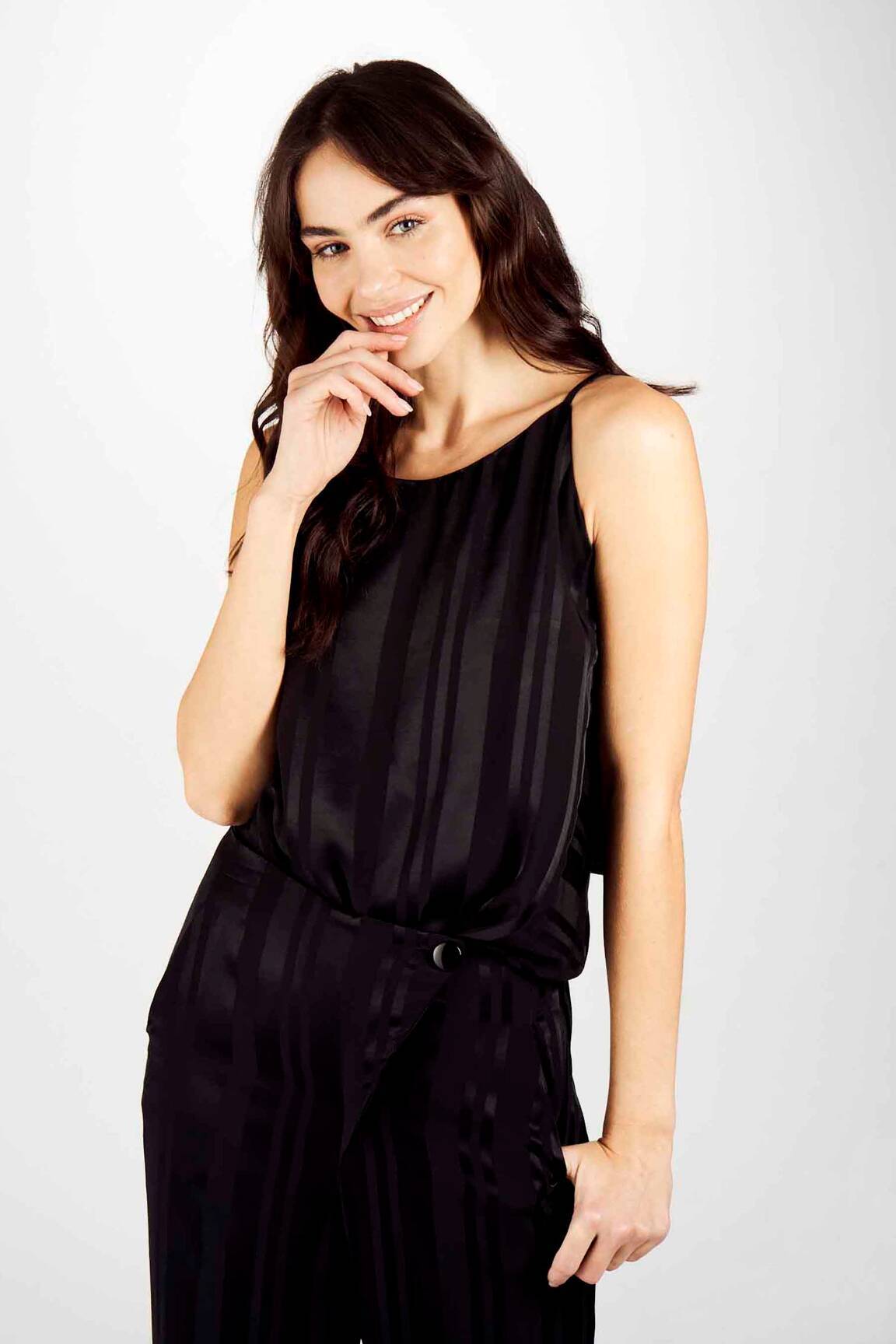 Viršūnė juodas ASTRID BLACK LABEL moteris
