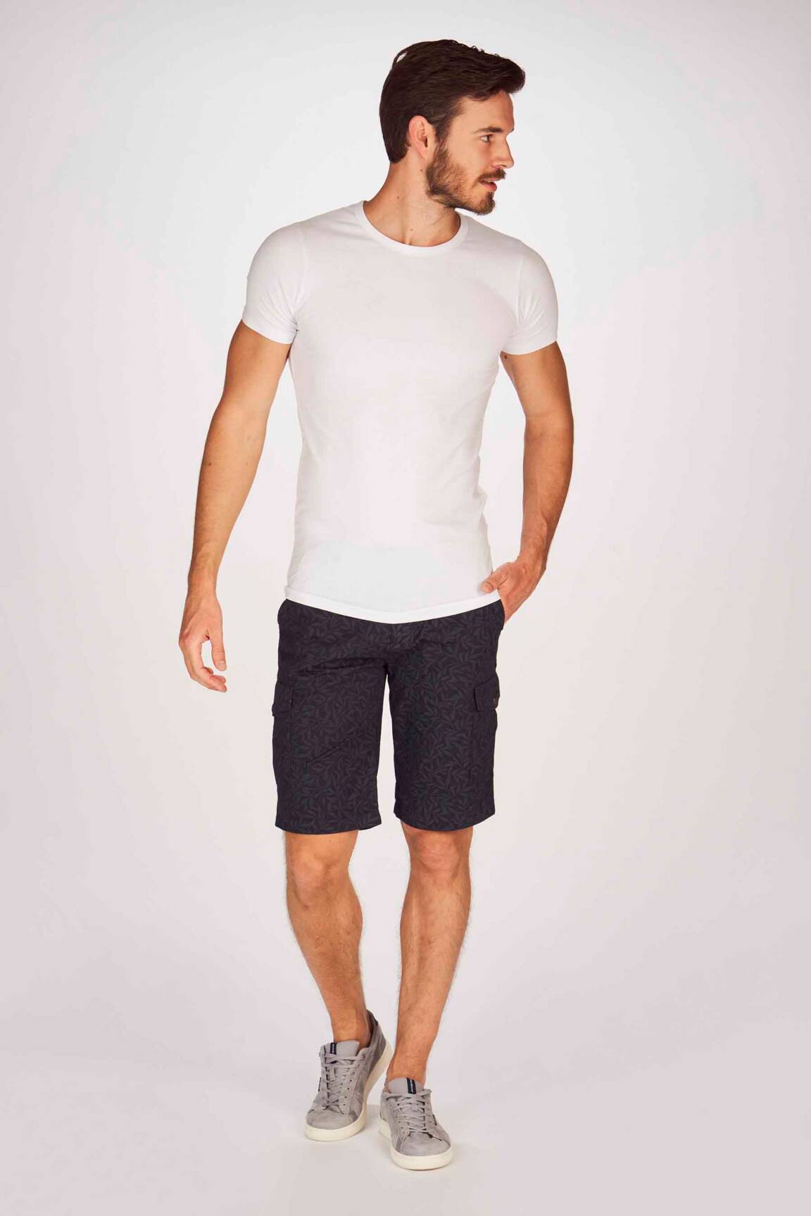 Bermudas juodas BRUCE & BUTLER  vyras