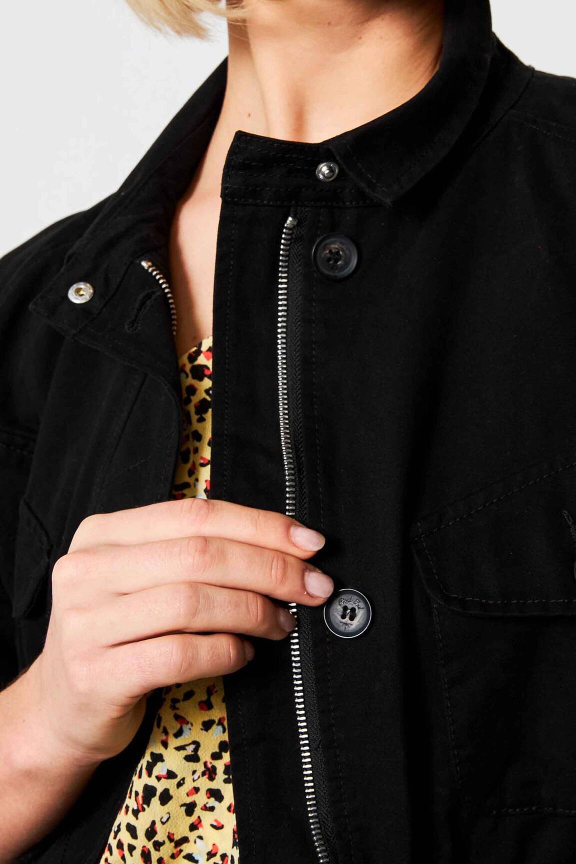 Parka juodas PETROL INDUSTRIES moteris