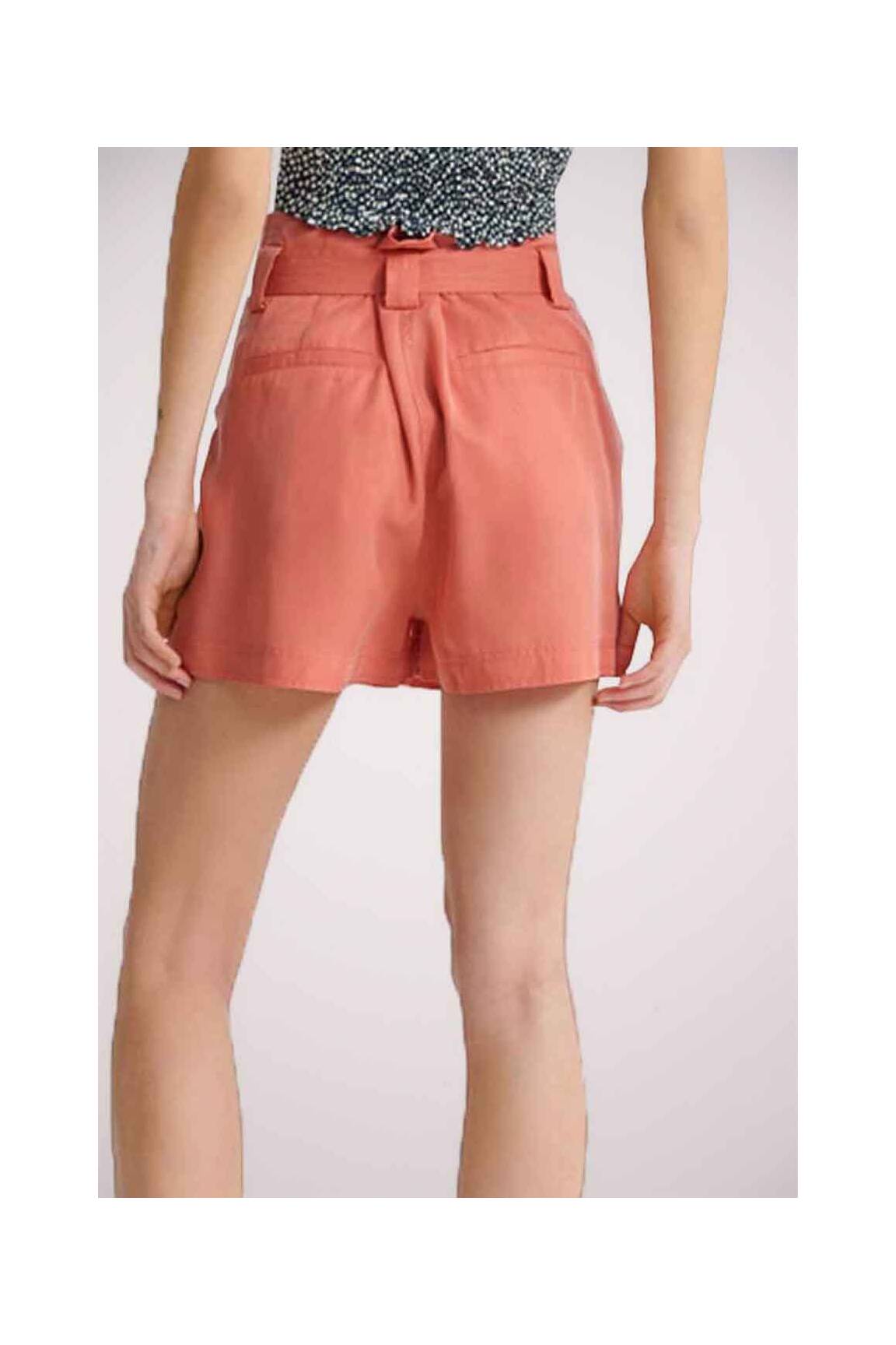 Šortas raudona SUPERDRY moteris
