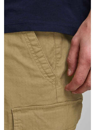 Šortas raudona JACK & JONES vyras