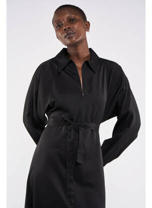 Pusilgių suknelė juodas ASTRID BLACK LABEL moteris