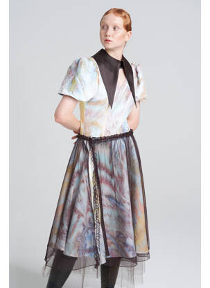 Pusilgių suknelė rudas YOUNG DESIGNERS moteris