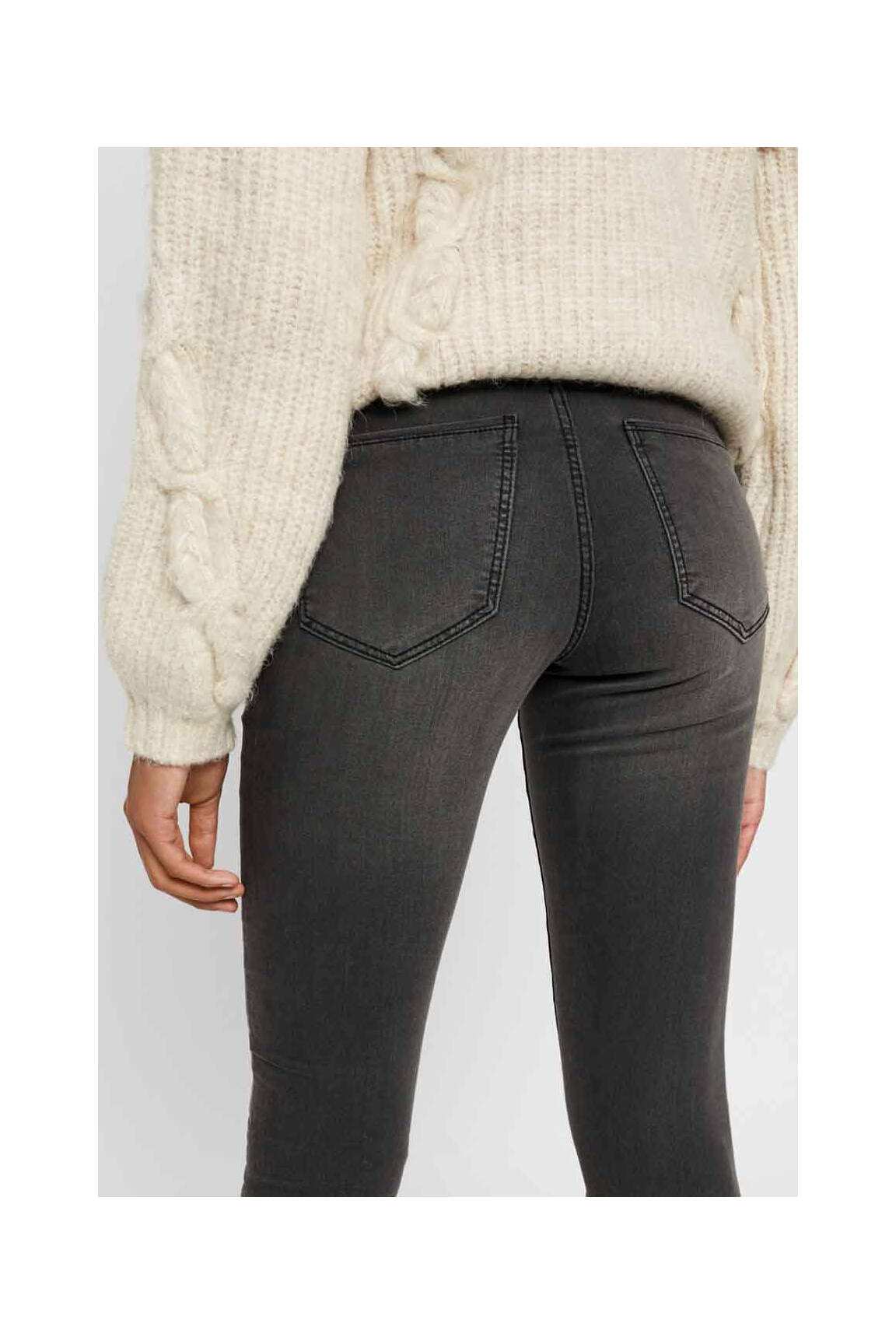 Lieknos džinsai pilka VERO MODA moteris