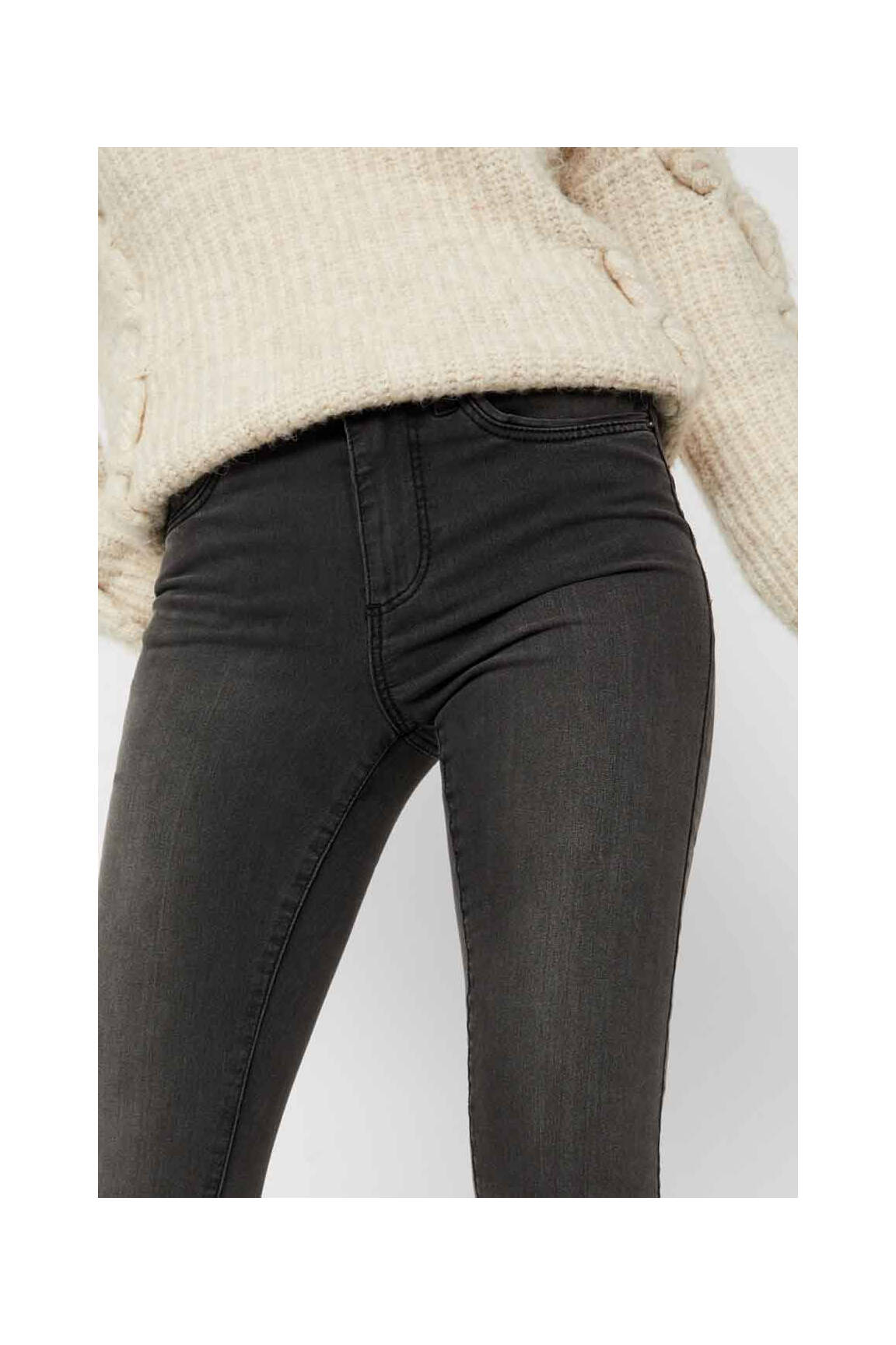 Lieknos džinsai pilka VERO MODA moteris