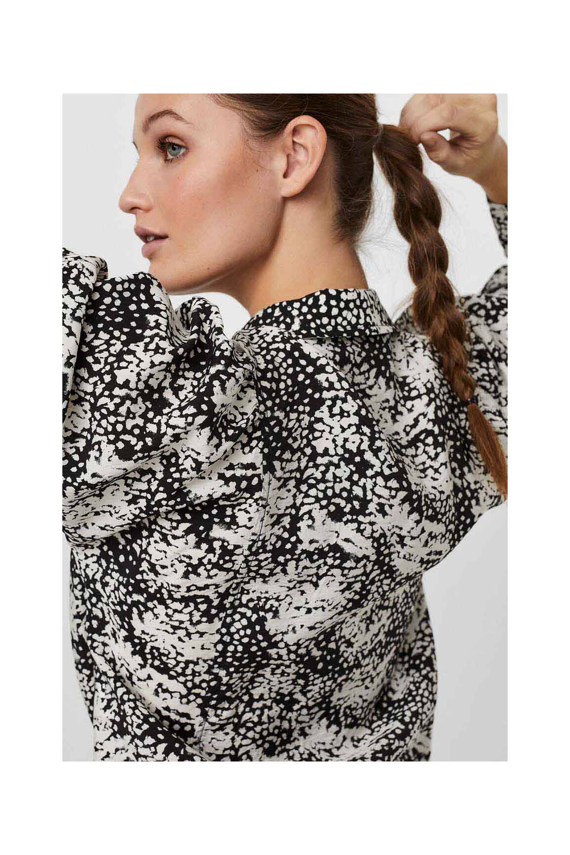Moteriškas marškinys bežinis VERO MODA moteris