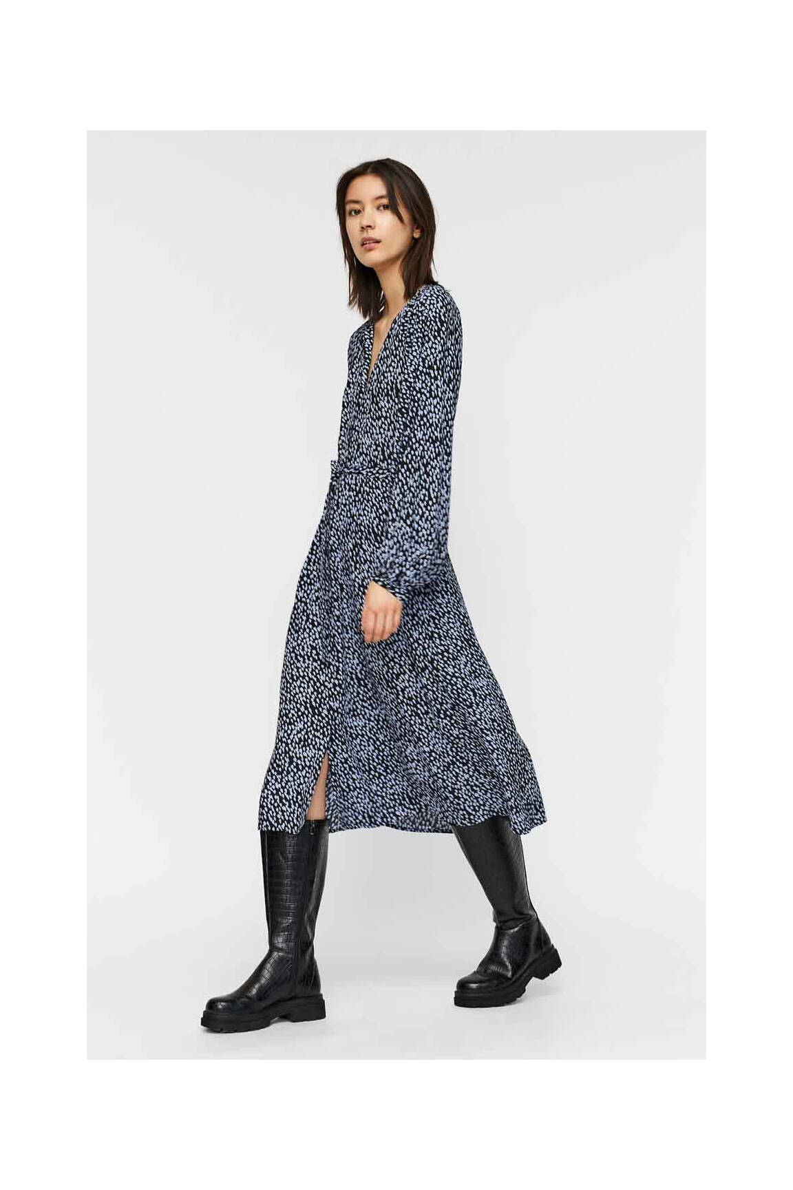 Pusilgių suknelė juodas VERO MODA moteris