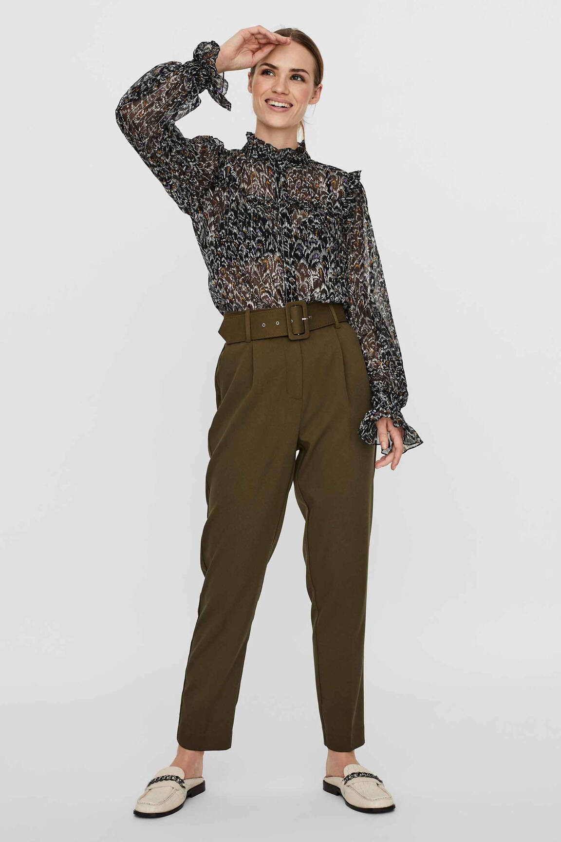 Moteriškas marškinys juodas VERO MODA moteris