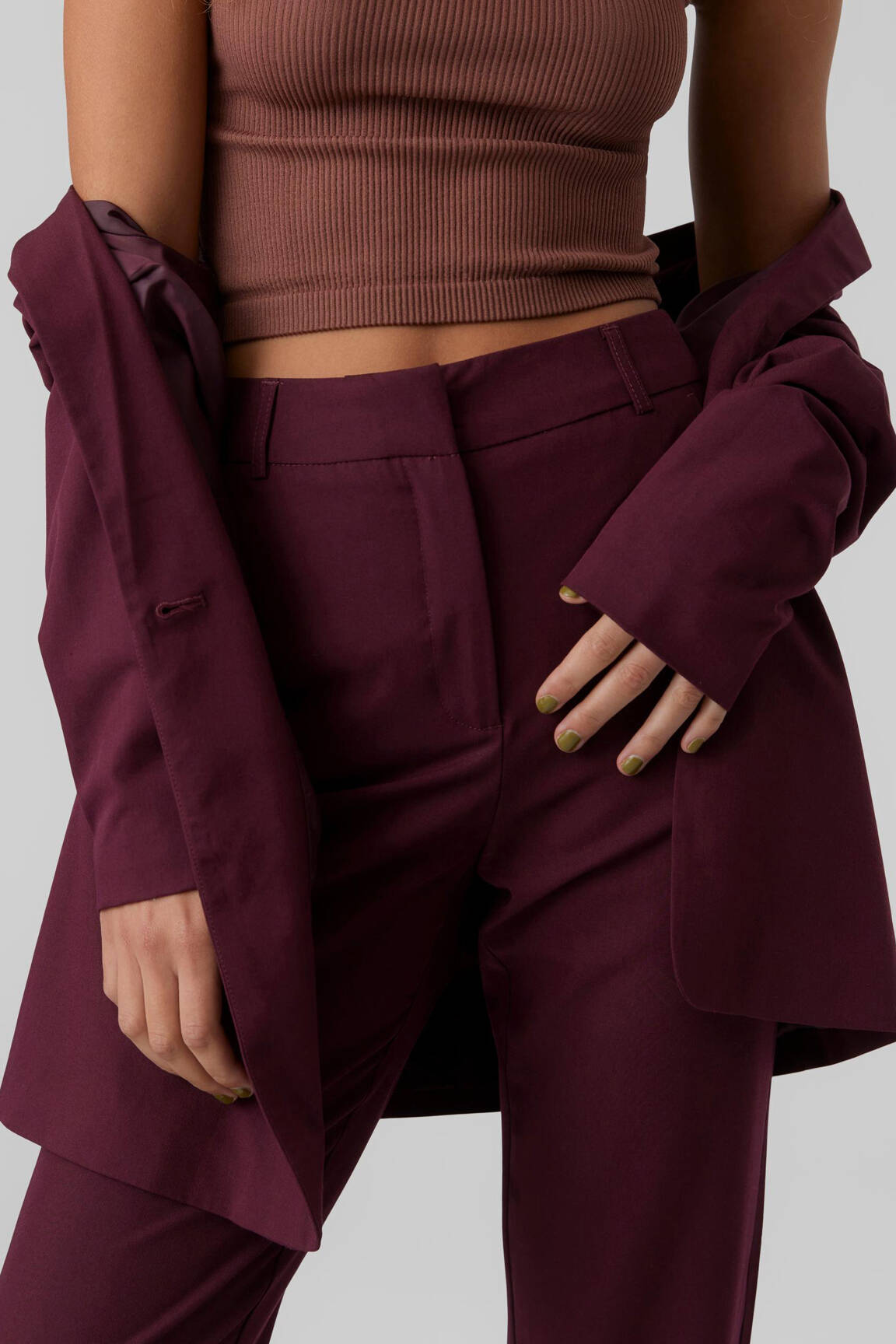 Chino kelnė raudona VERO MODA moteris