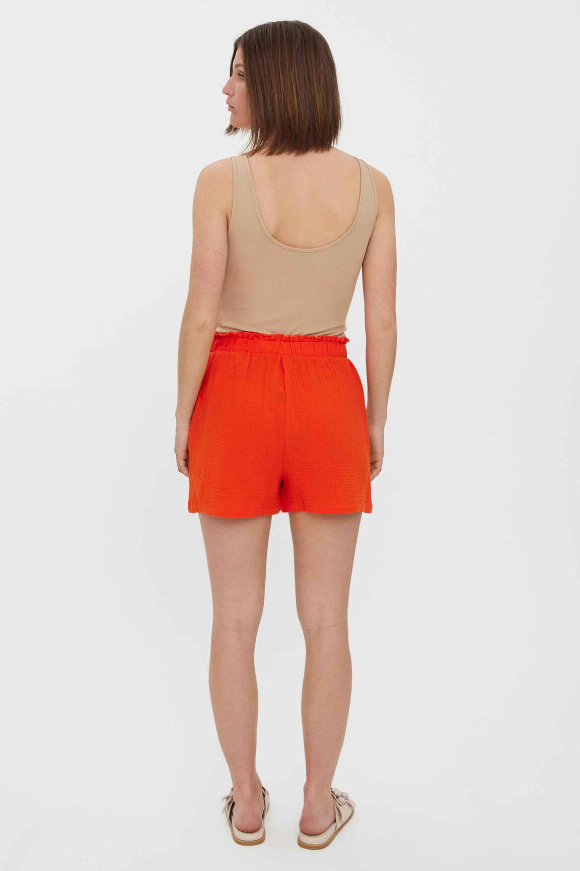 Šortas raudona VERO MODA moteris