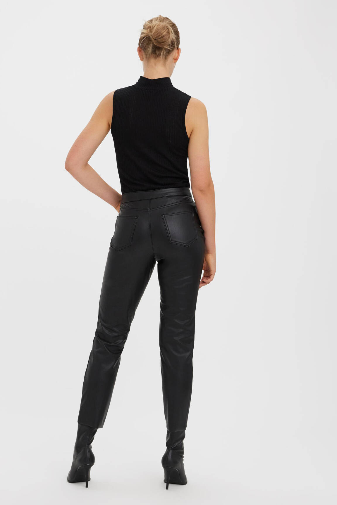 Lieknos kelnės juodas VERO MODA moteris