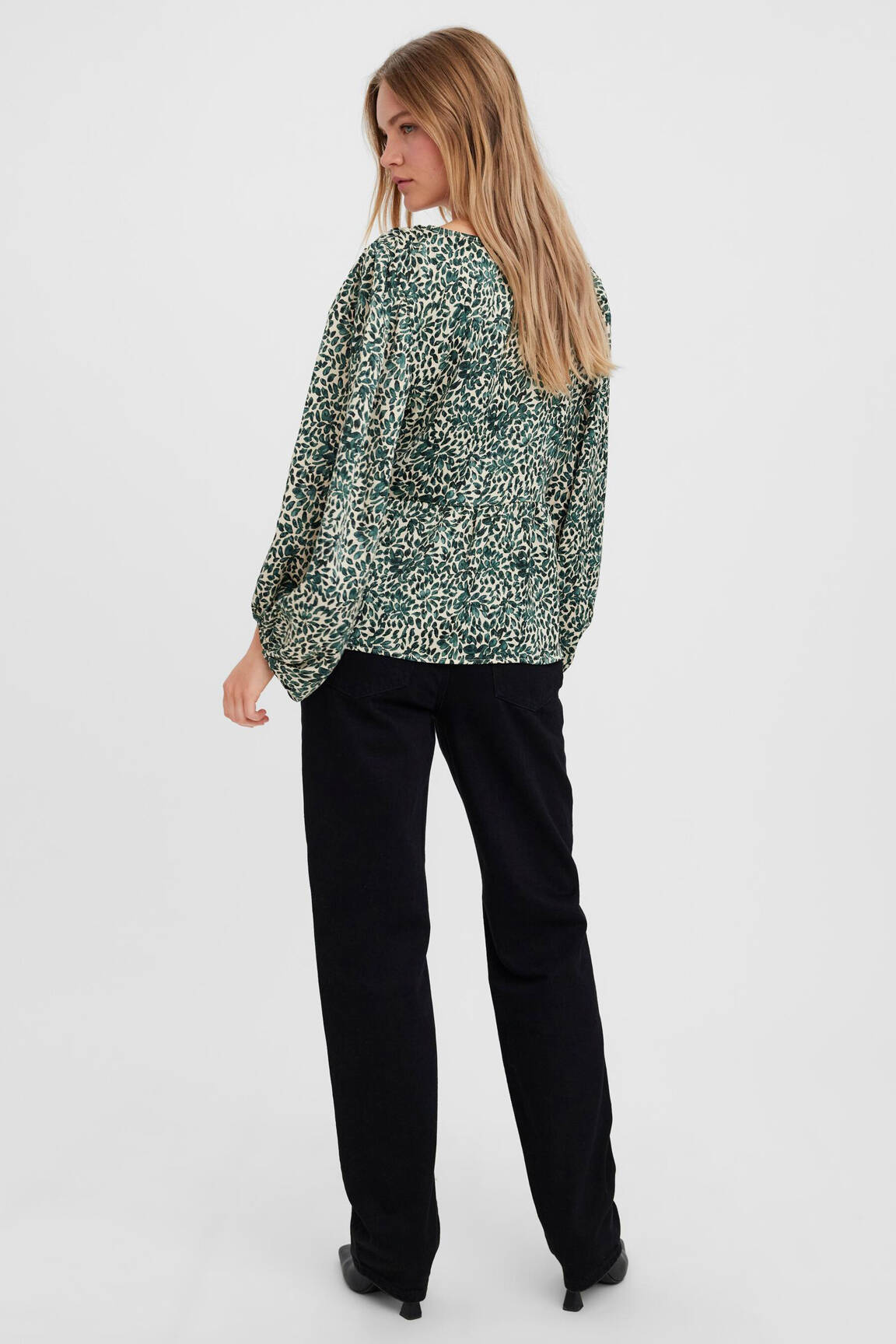 Moteriškas marškinys pilka VERO MODA moteris