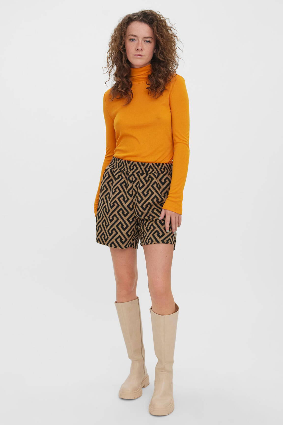Šortas rudas VERO MODA moteris