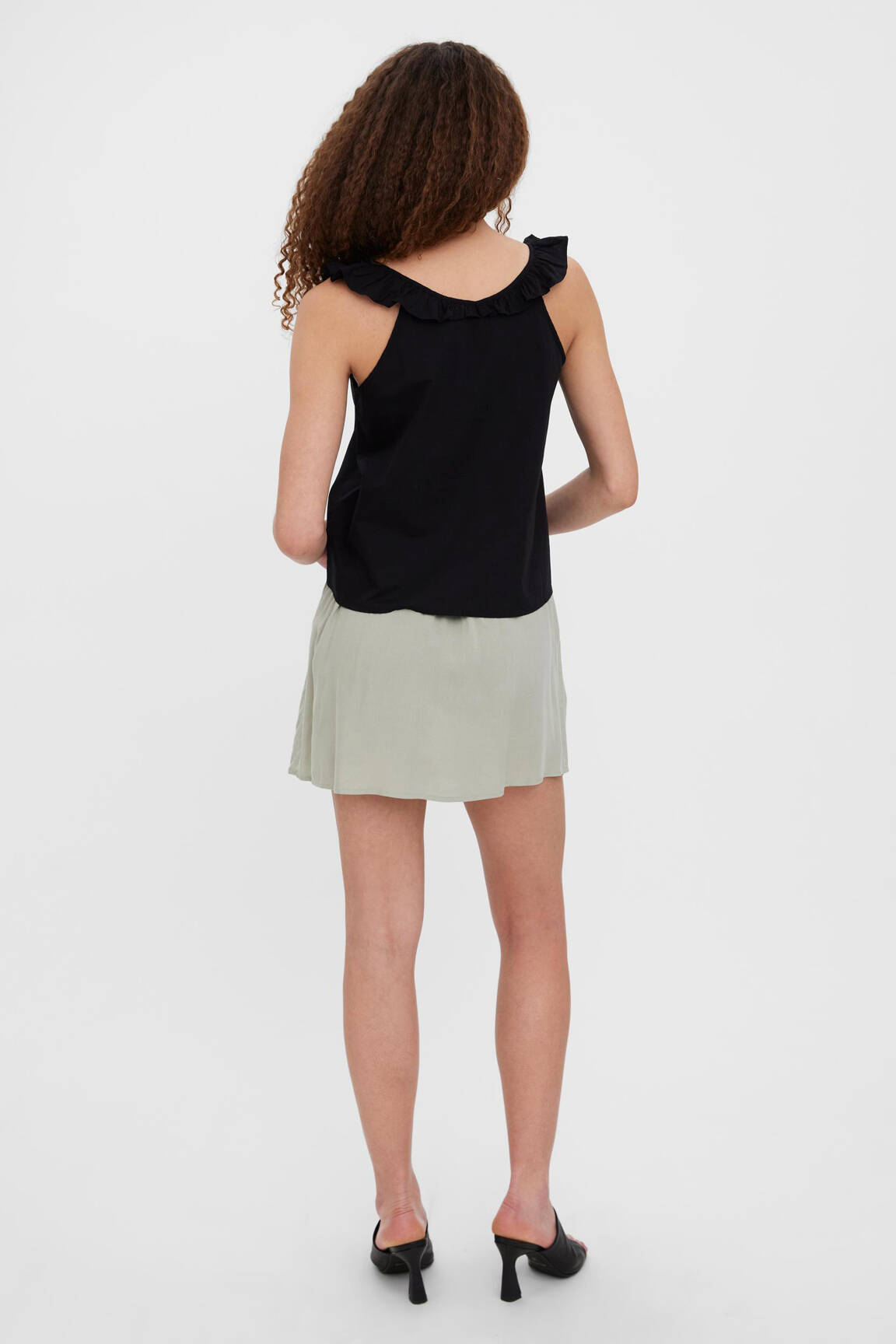 Moteriškas marškinys juodas VERO MODA moteris
