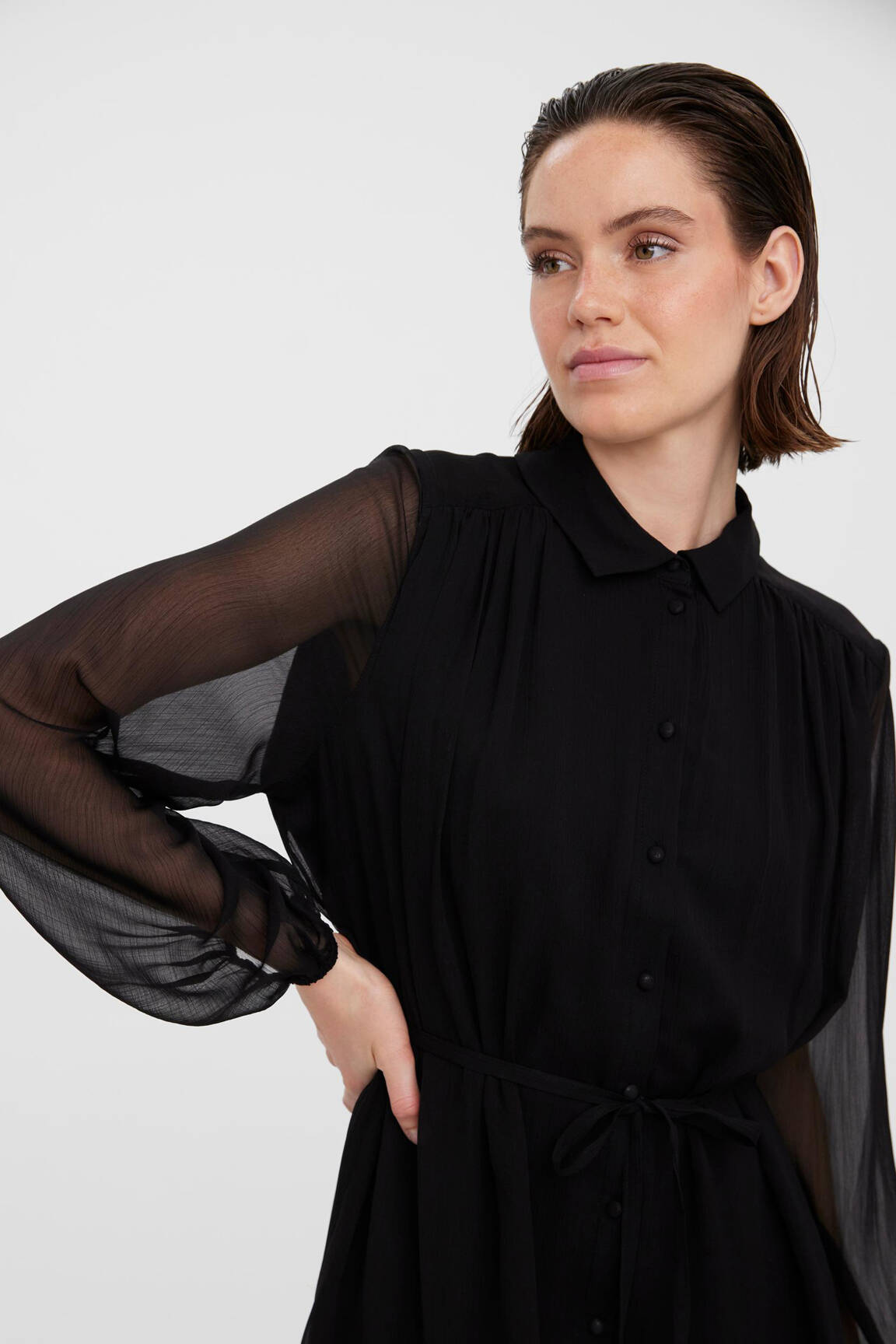 Trumpa suknelė juodas VERO MODA moteris