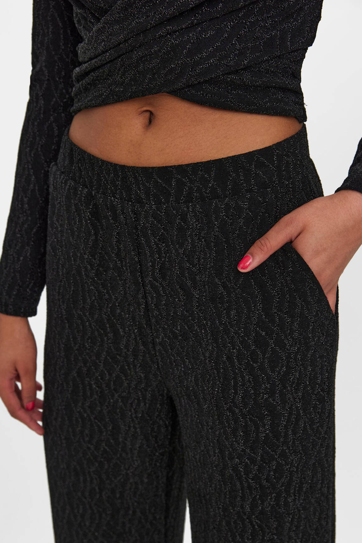 Platus kelnes juodas VERO MODA moteris