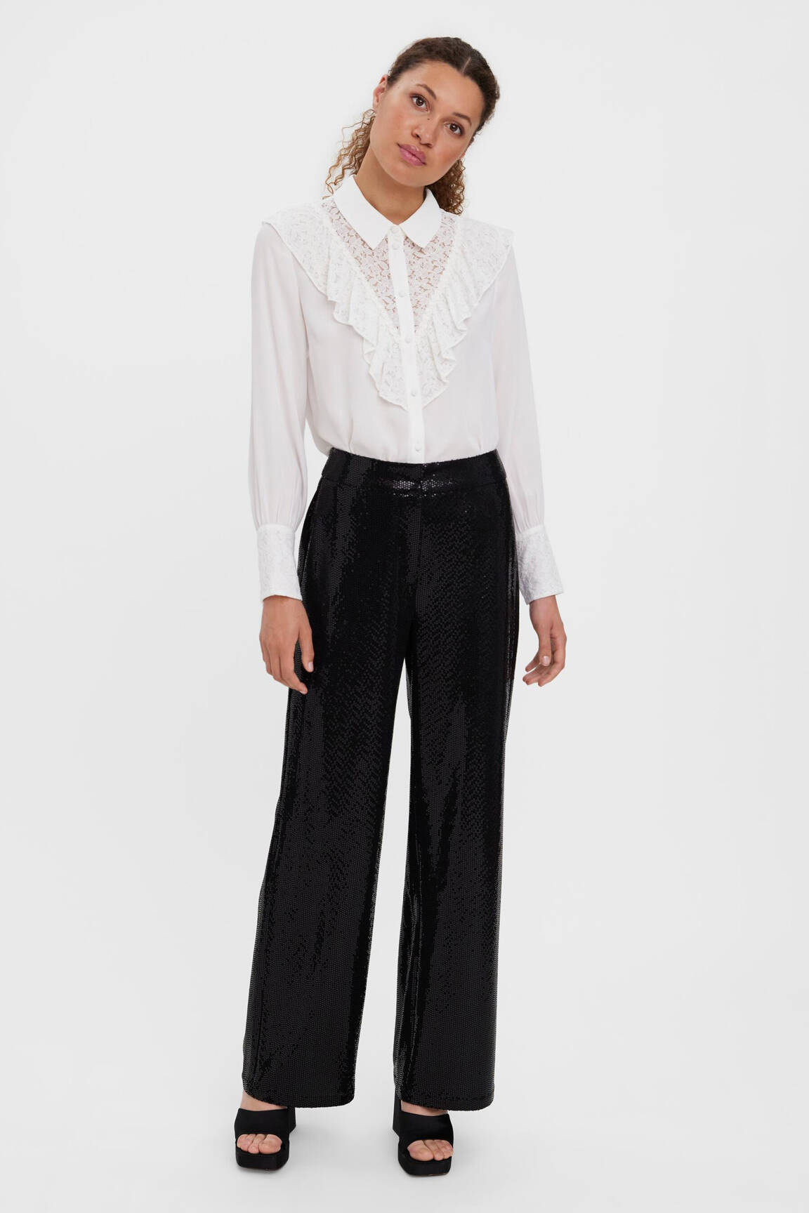 Platus kelnes juodas VERO MODA moteris