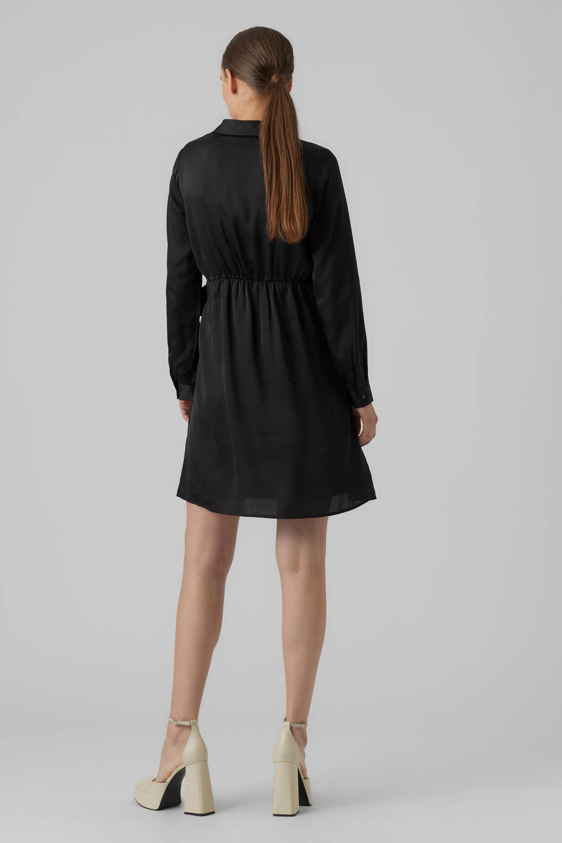 Trumpa suknelė juodas VERO MODA moteris