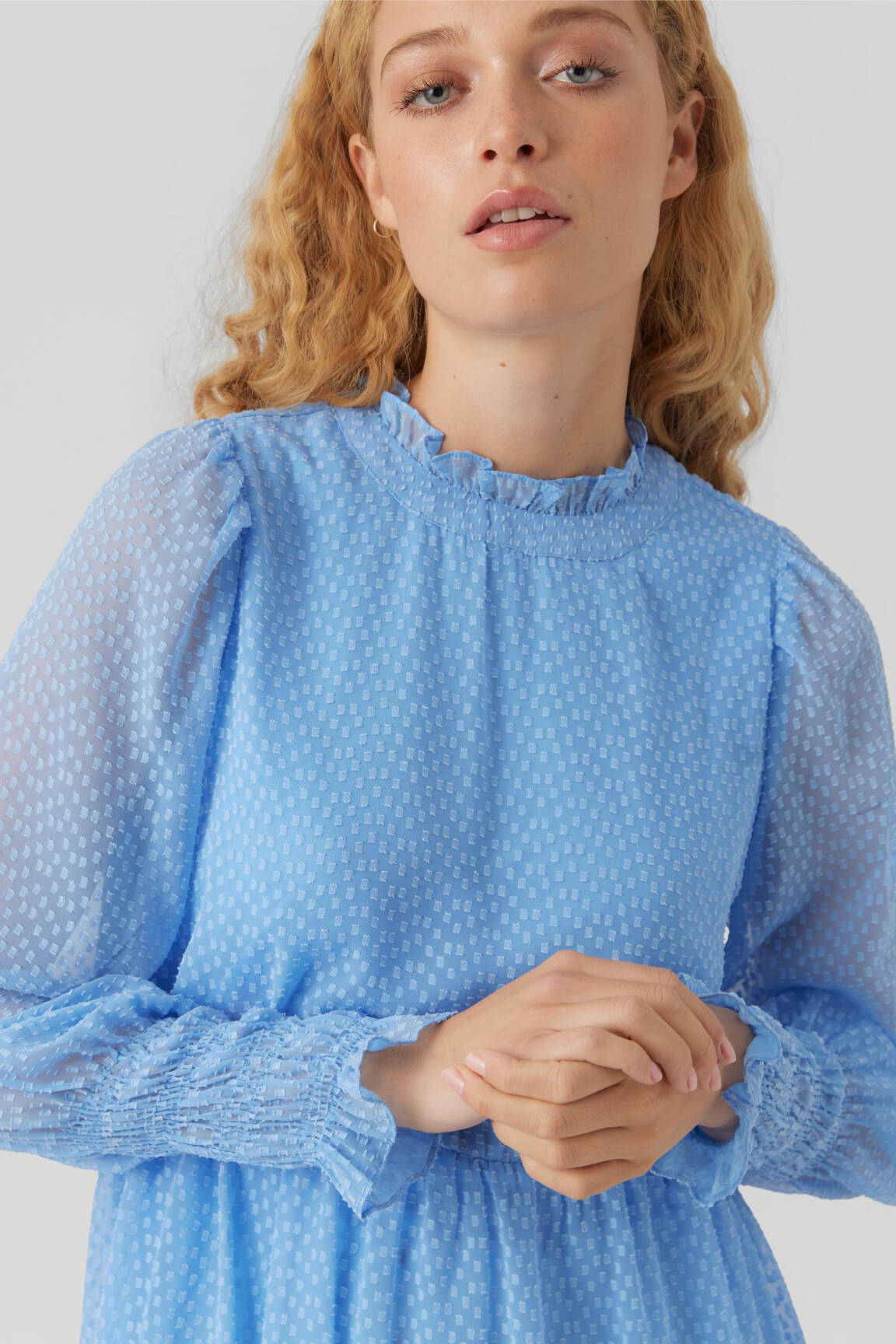 Trumpa suknelė mėlyna VERO MODA moteris