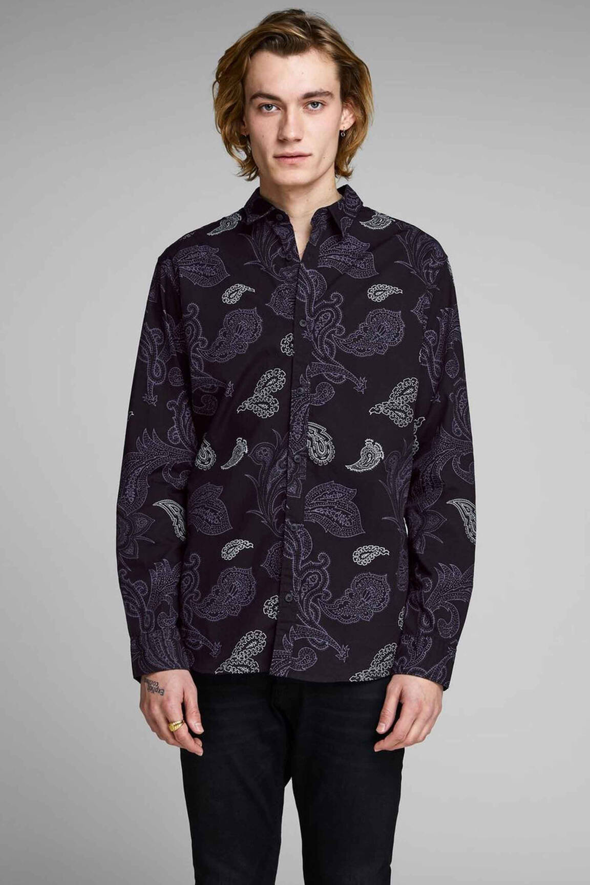 Ilgomis rankovėmis marškinys juodas JACK & JONES vyras