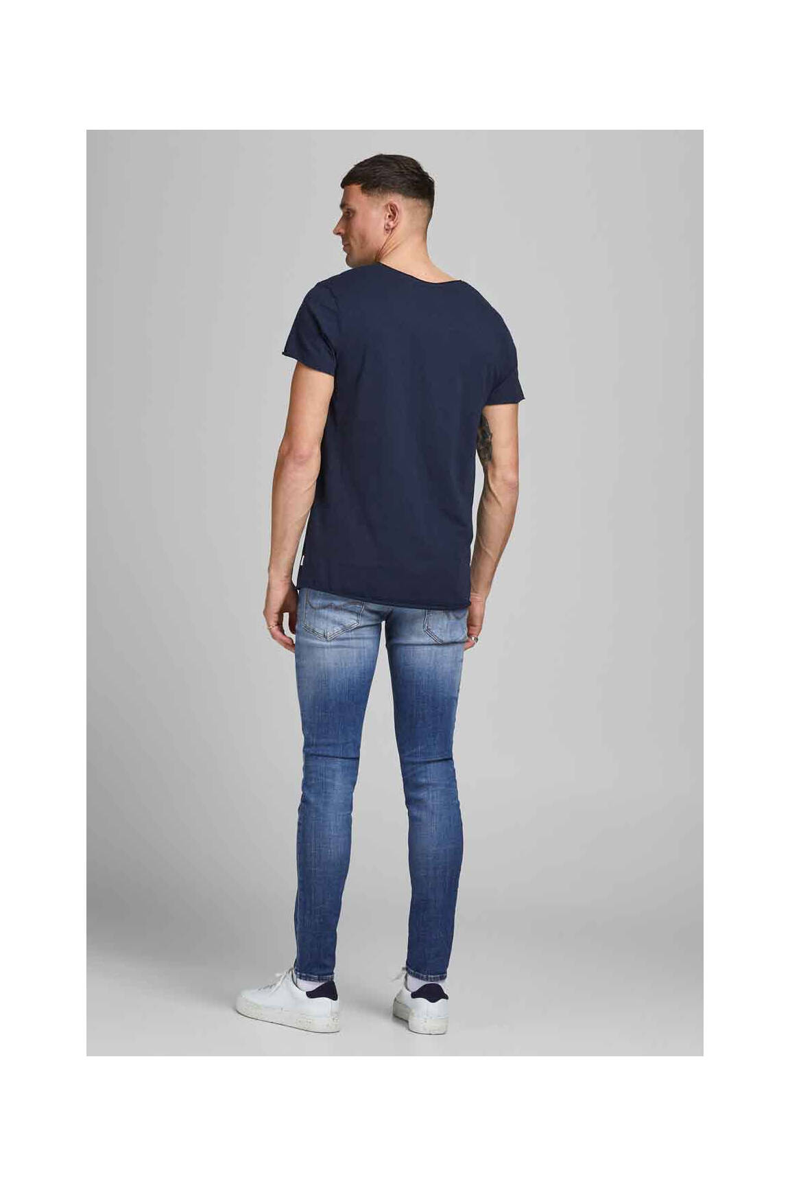 Lieknos džinsai mėlyna JACK & JONES vyras