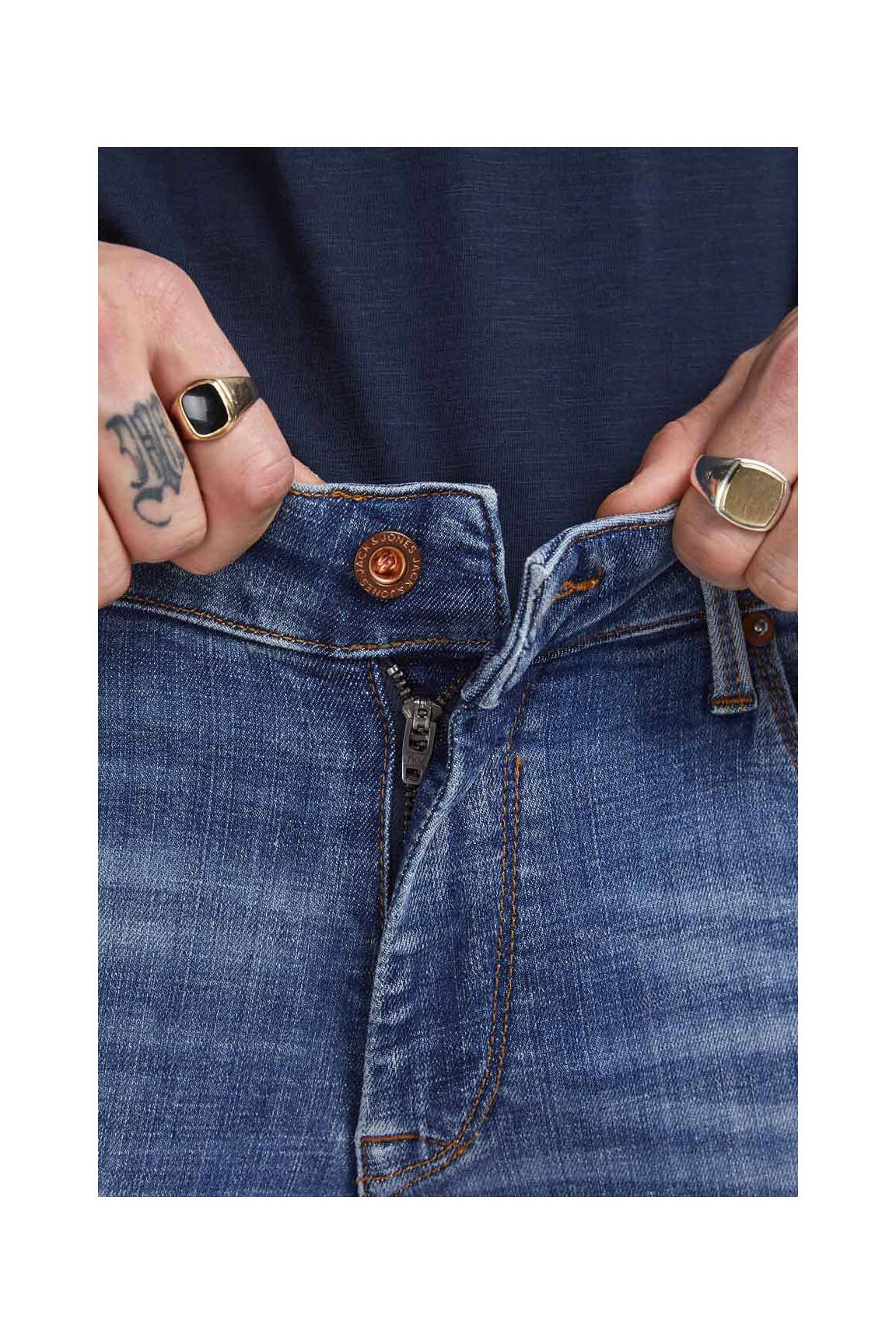 Lieknos džinsai mėlyna JACK & JONES vyras