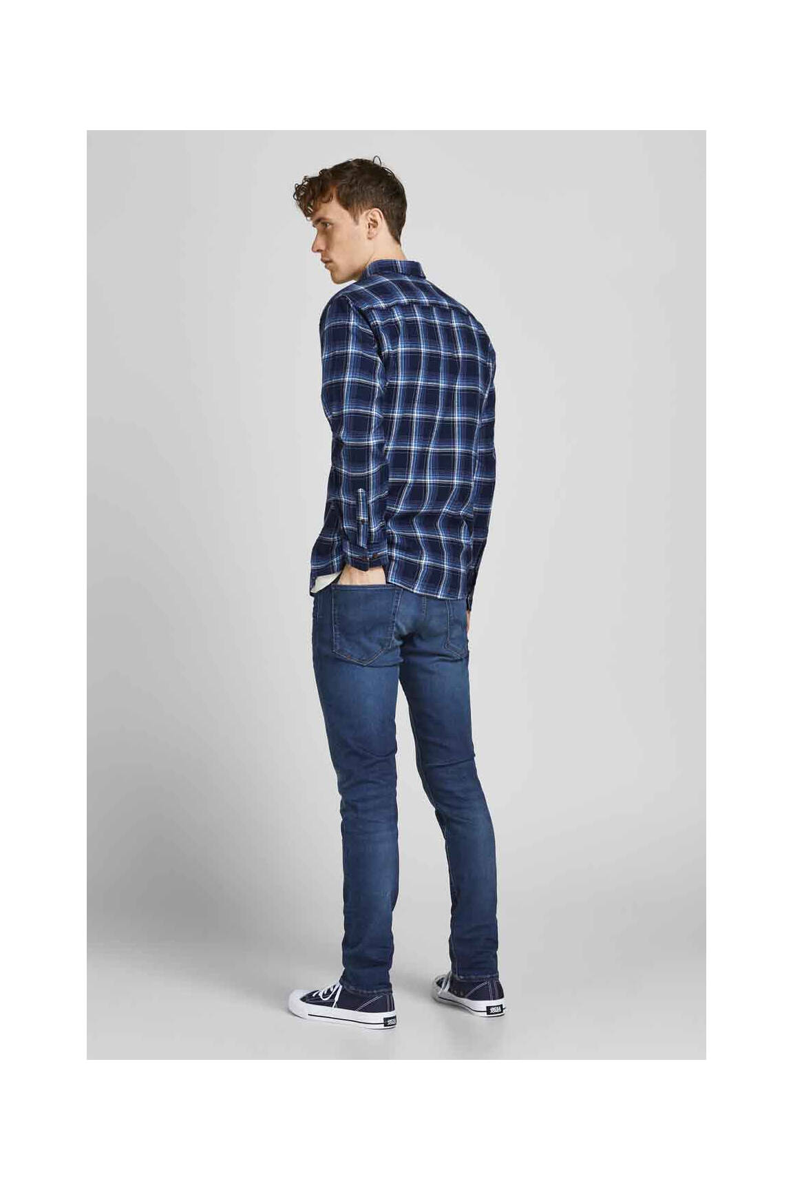 Lieknos džinsai mėlyna JACK & JONES vyras