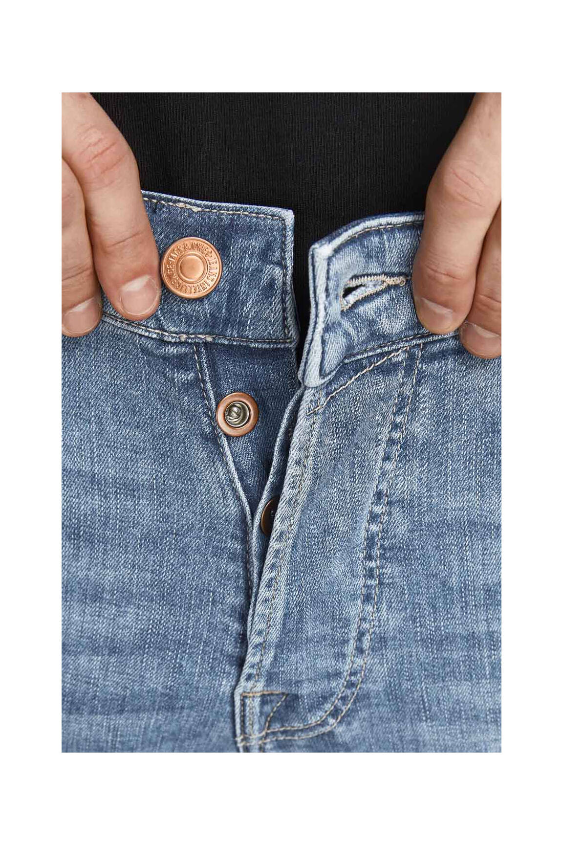 Lieknos džinsai mėlyna JACK & JONES vyras