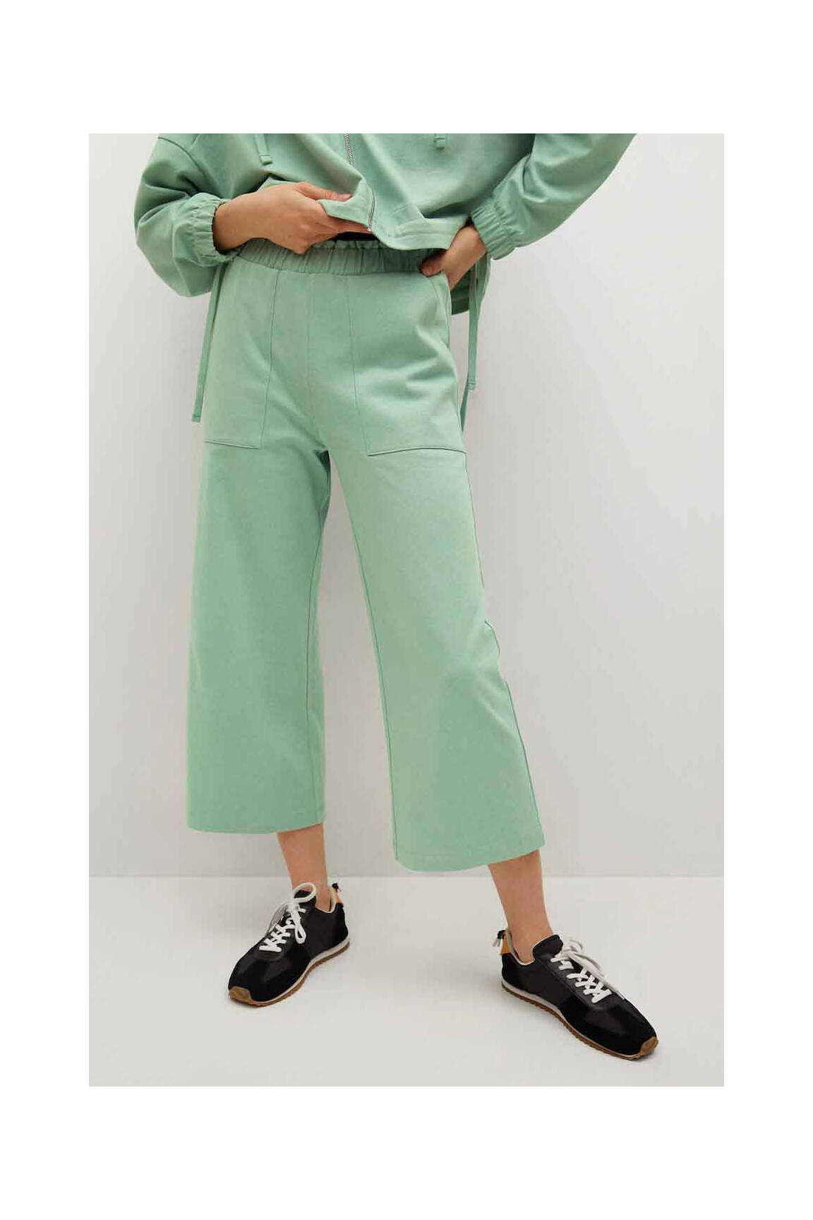 Joggins žalias MANGO moteris