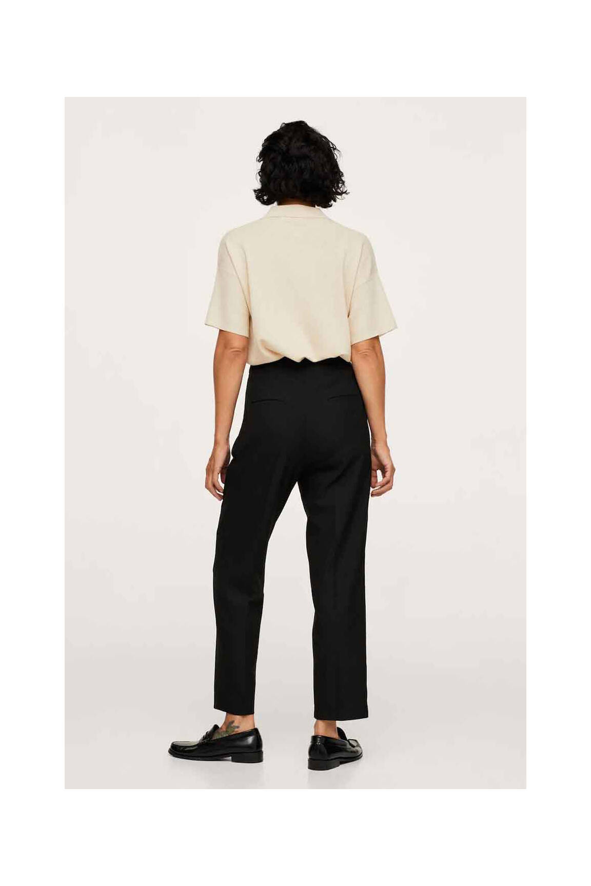 Chino kelnė juodas MANGO moteris
