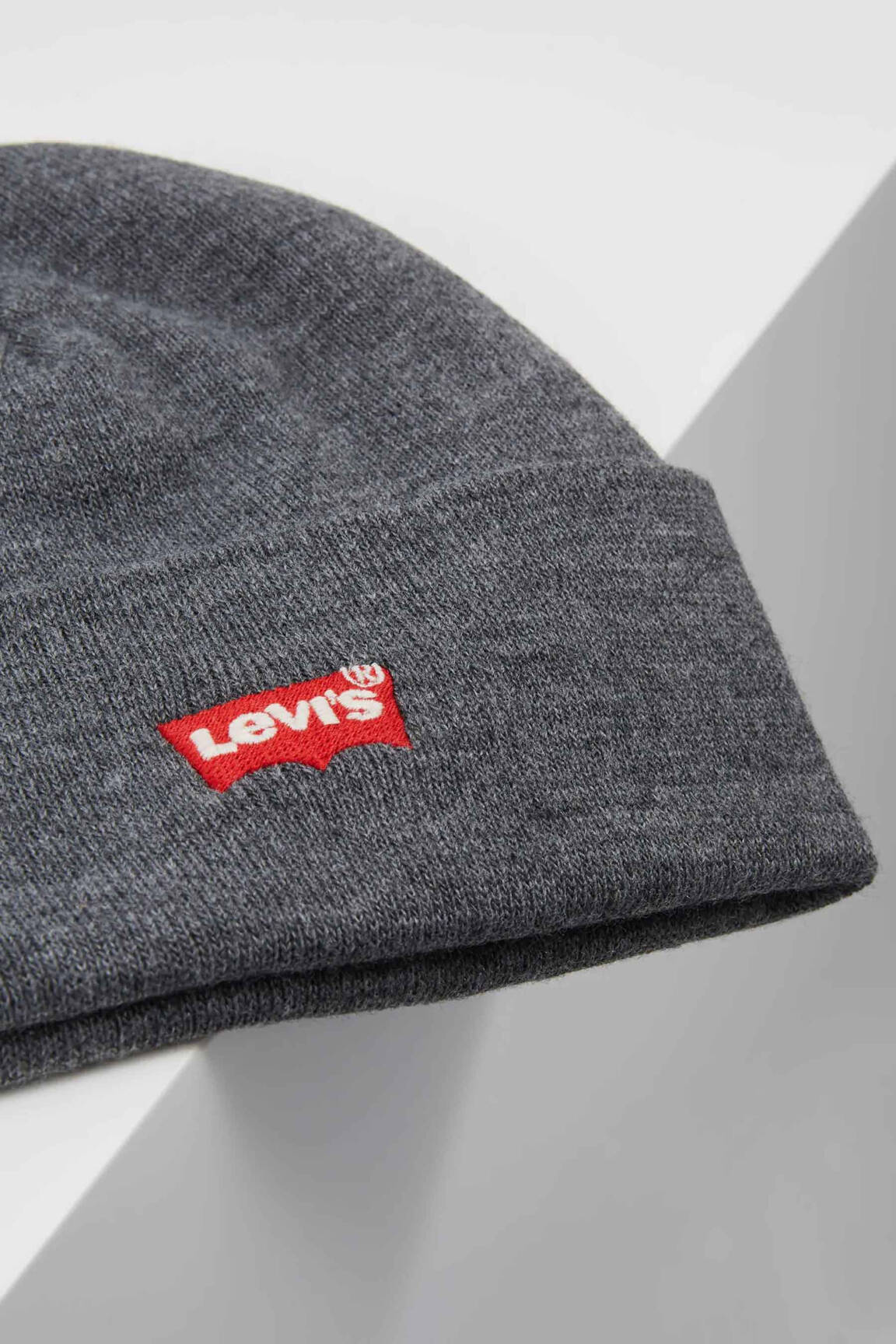 Kepurė pilka LEVI'S moteris