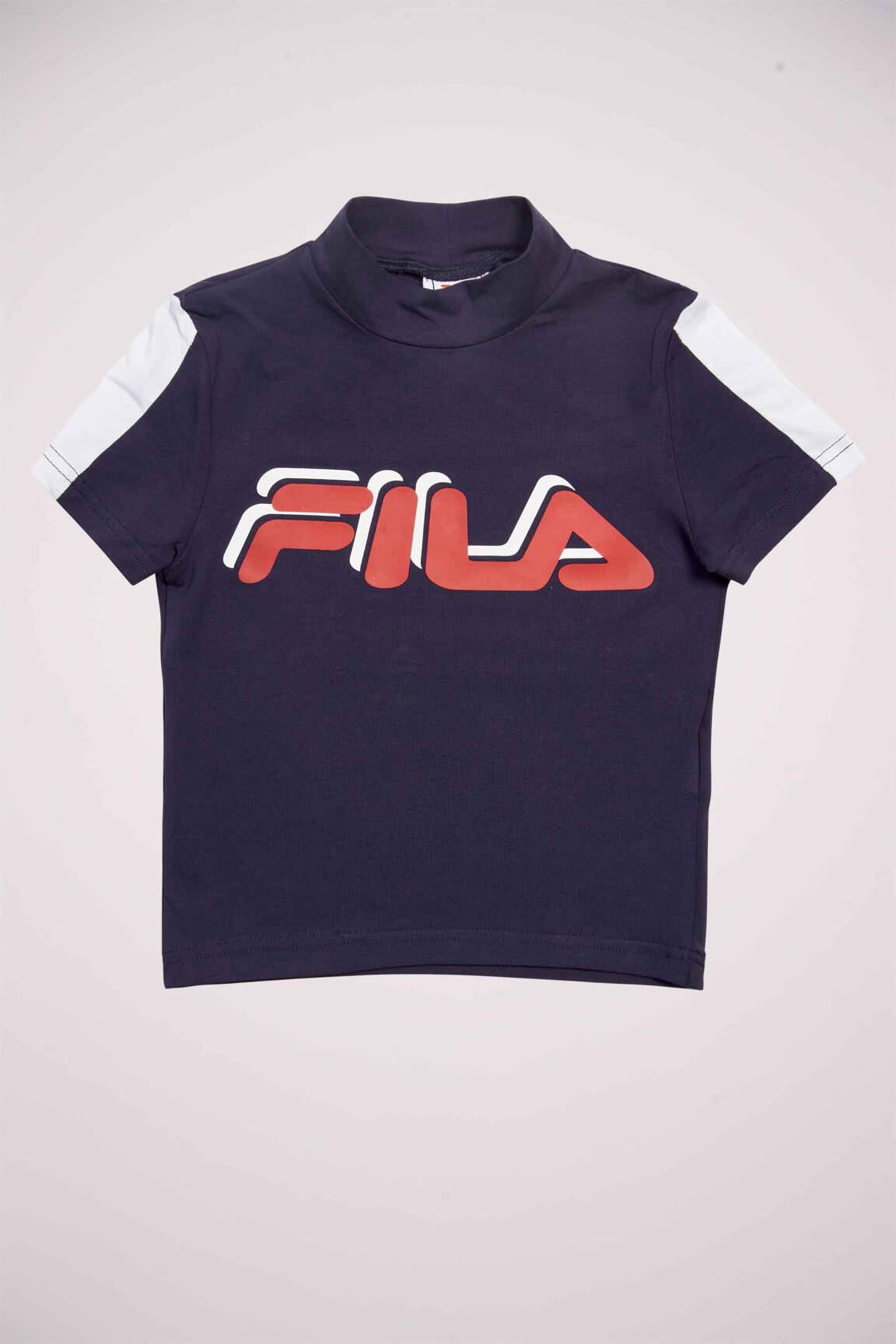 T-marškinys juodas FILA mergina
