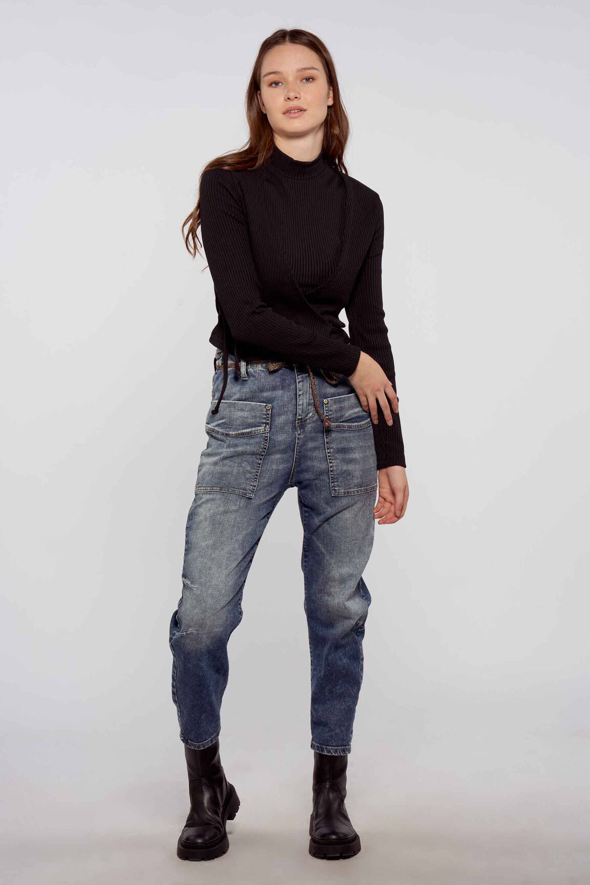 Kardiganas su užsegimu juodas LEVI'S moteris
