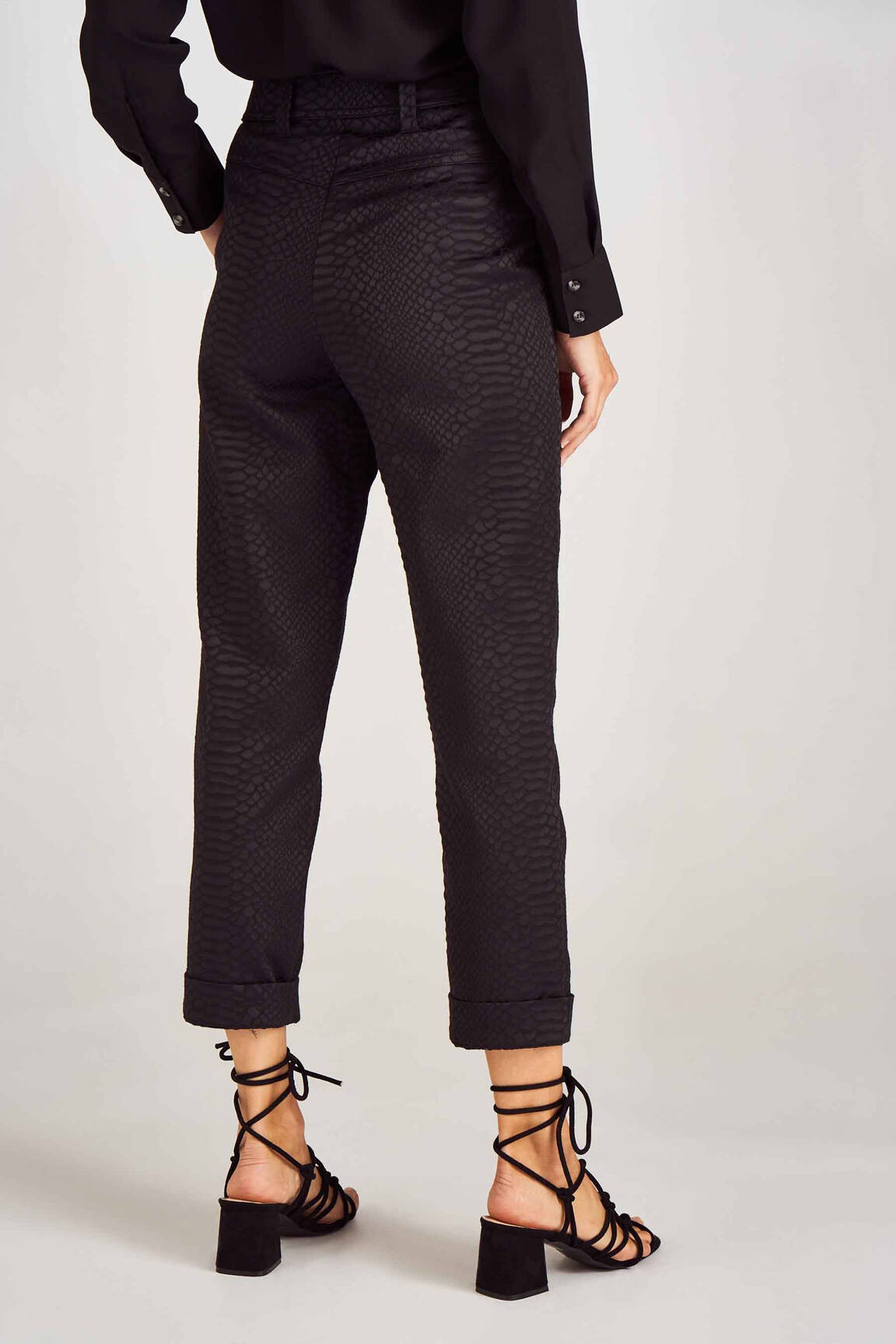 Lieknos kelnės juodas ASTRID BLACK LABEL moteris