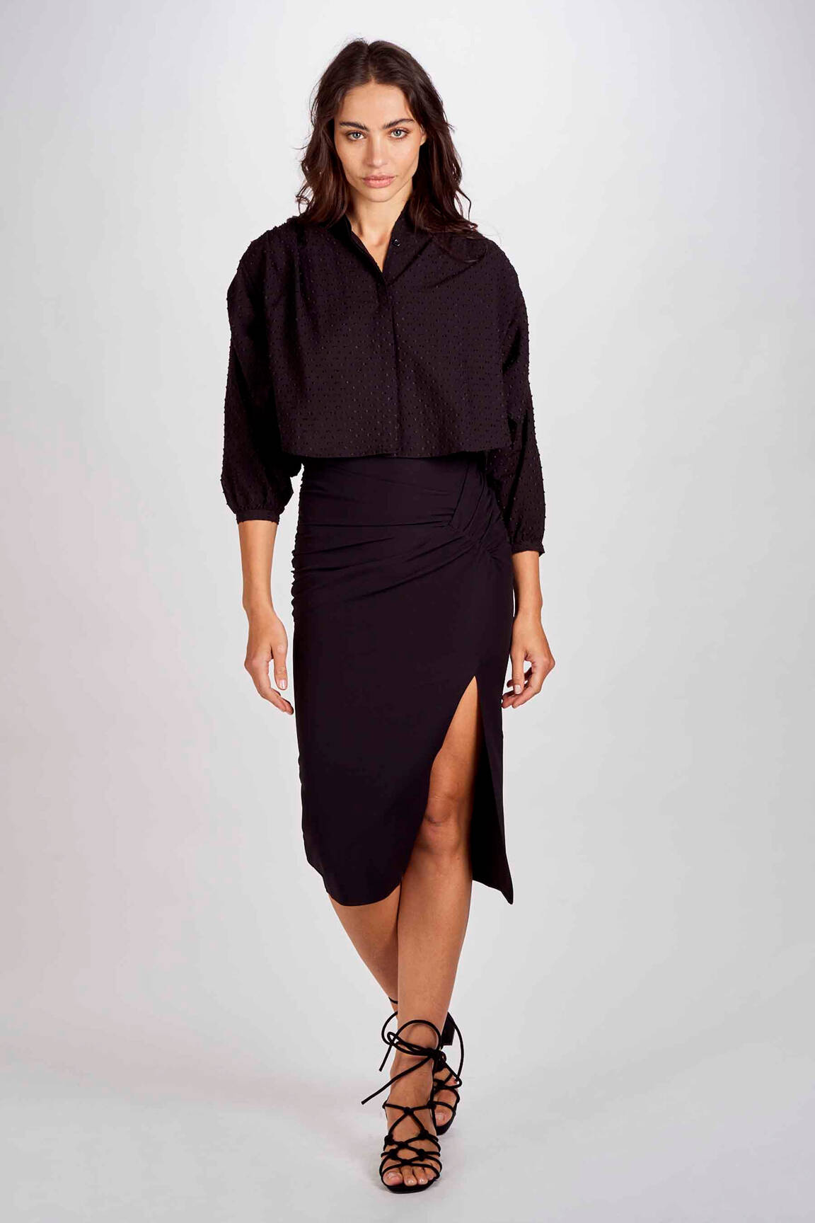 Moteriškas marškinys juodas ASTRID BLACK LABEL moteris