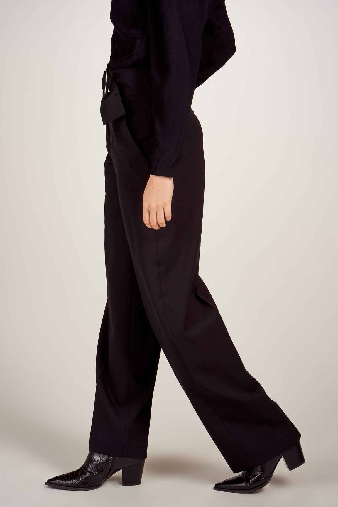 Tiesi kelnė juodas ASTRID BLACK LABEL moteris