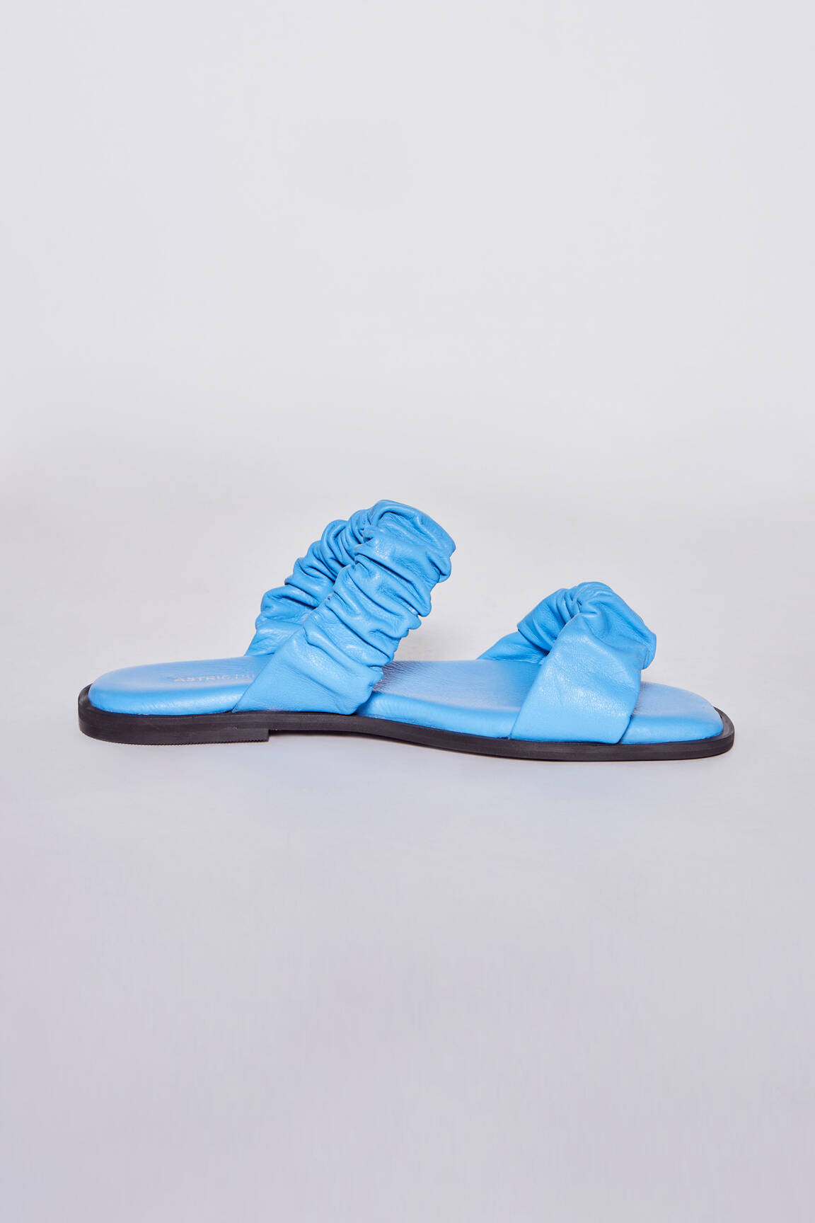 Sandalai/nu pėdos mėlyna ASTRID BLACK LABEL moteris