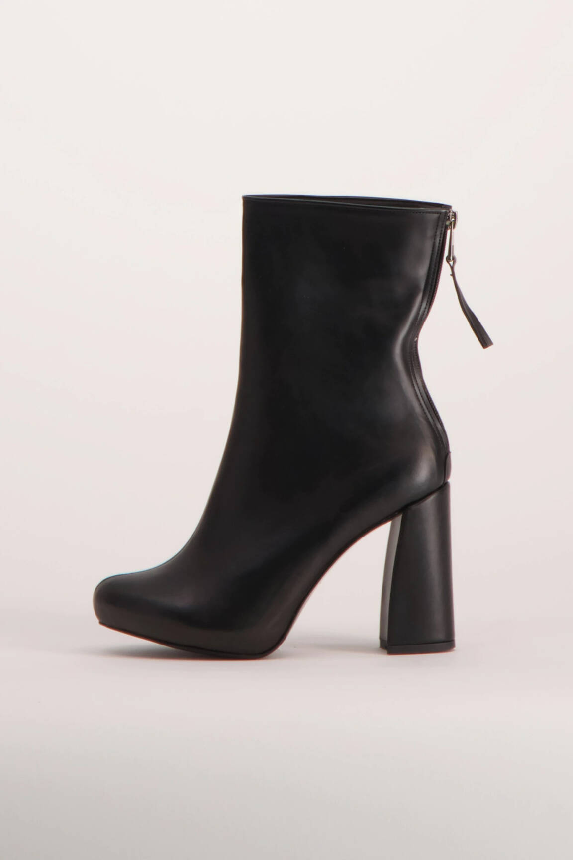 Batai/botai juodas ASTRID BLACK LABEL moteris