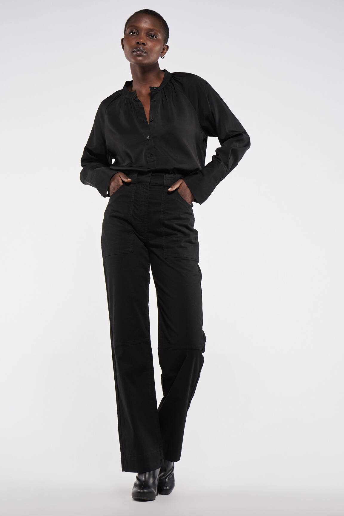 Kargo kelnė juodas ASTRID BLACK LABEL moteris