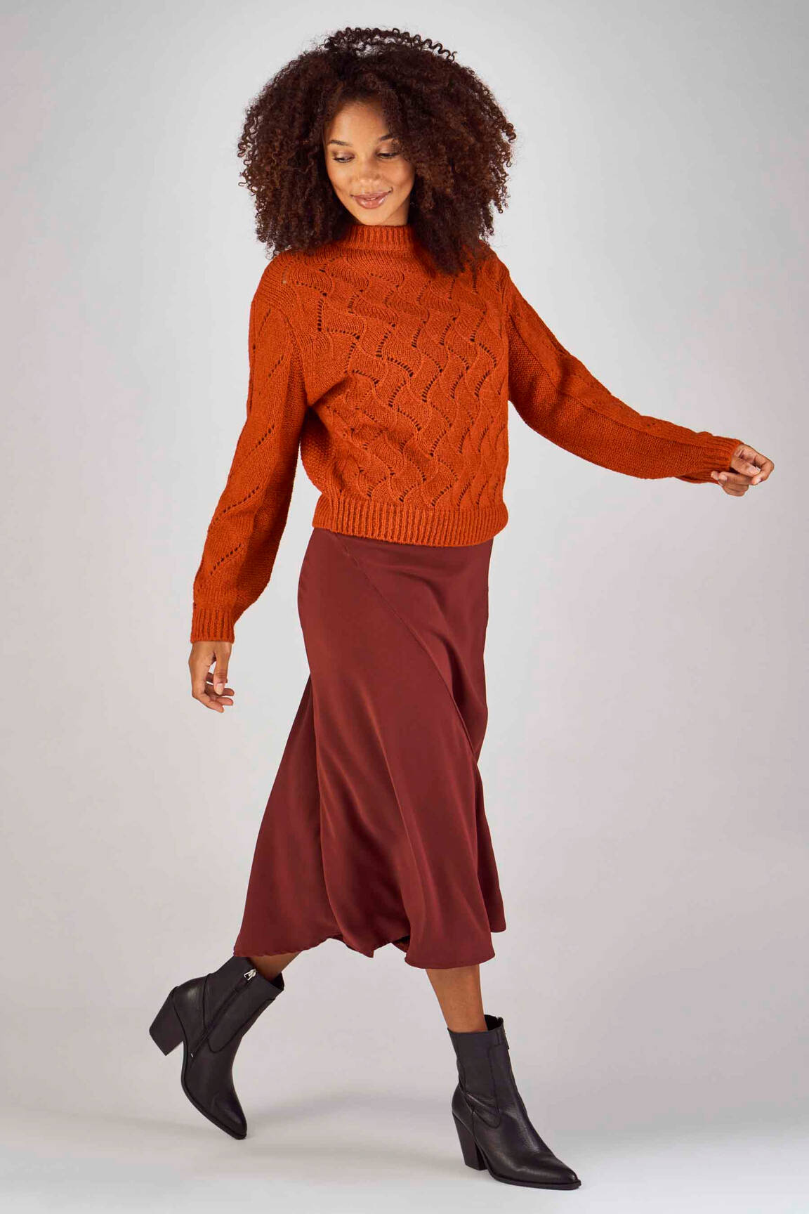 Pusilgis sijonas raudona CLOUDS OF FASHION moteris