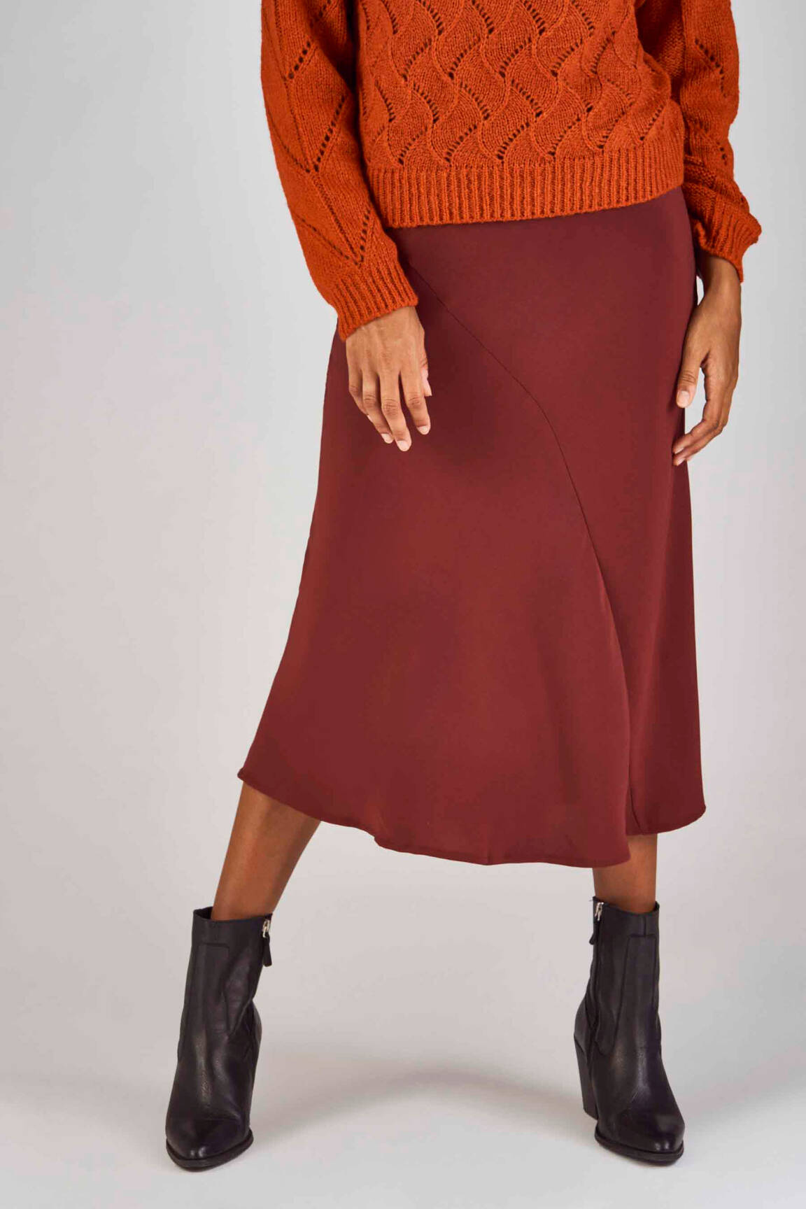Pusilgis sijonas raudona CLOUDS OF FASHION moteris