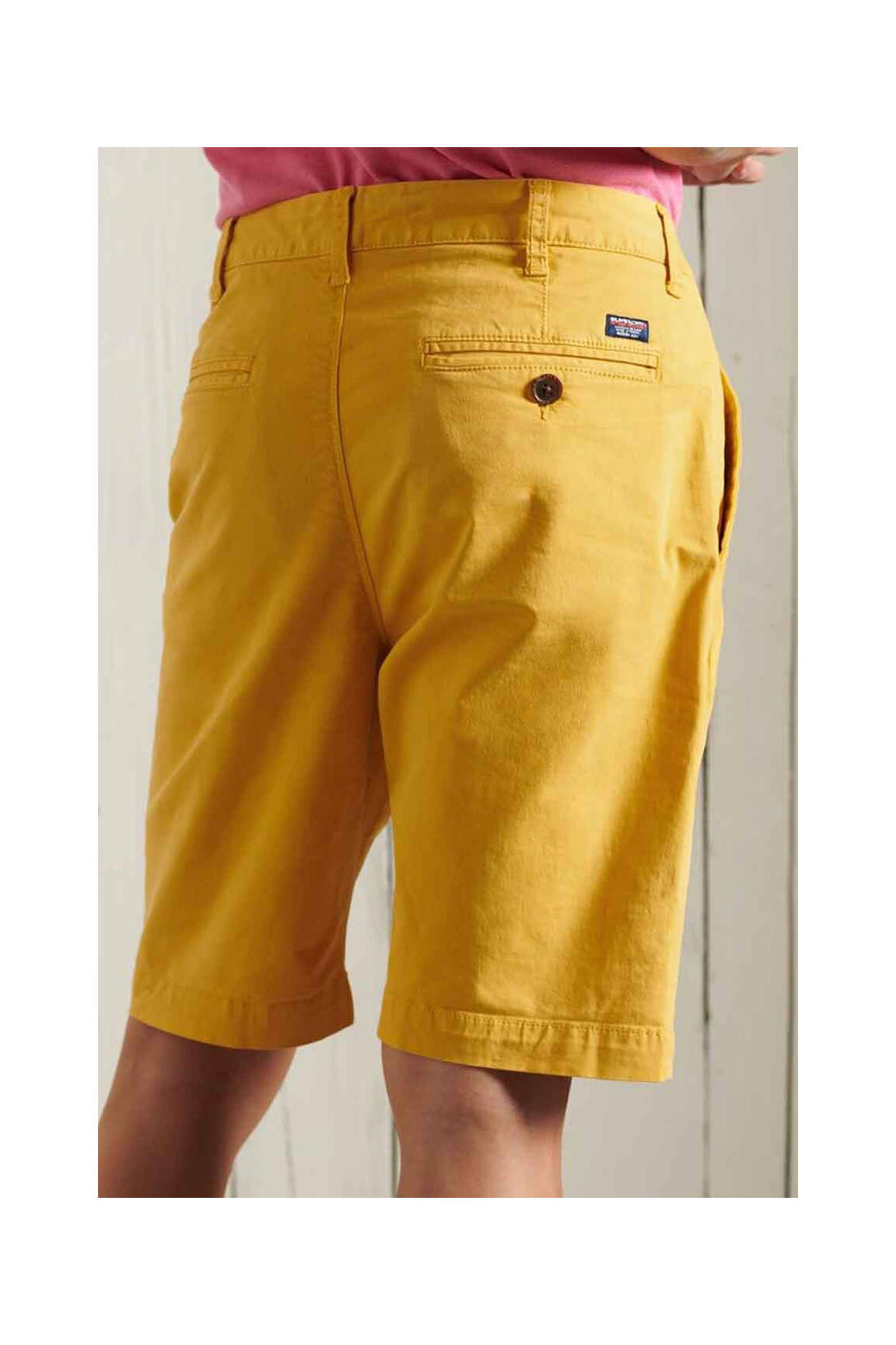 Šortas geltona SUPERDRY vyras