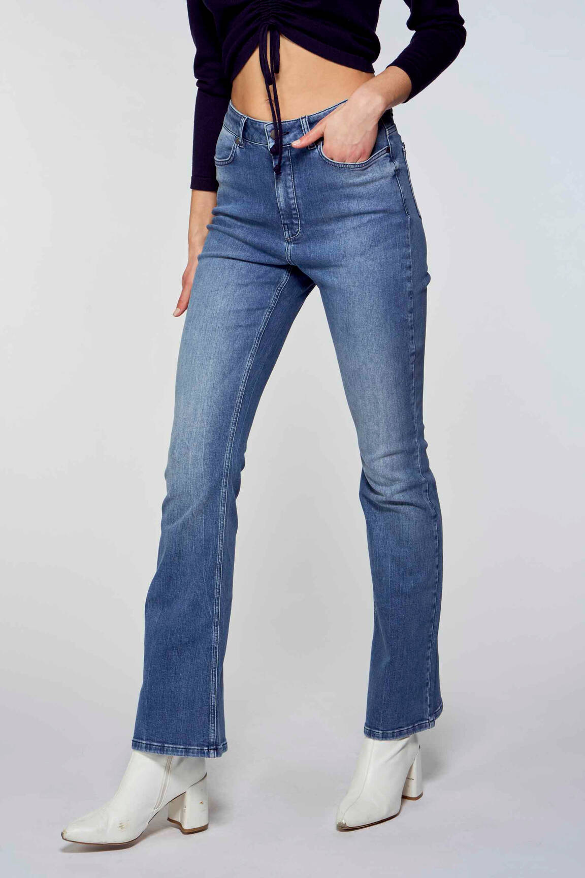 Bootcut džinsai mėlyna OGL moteris